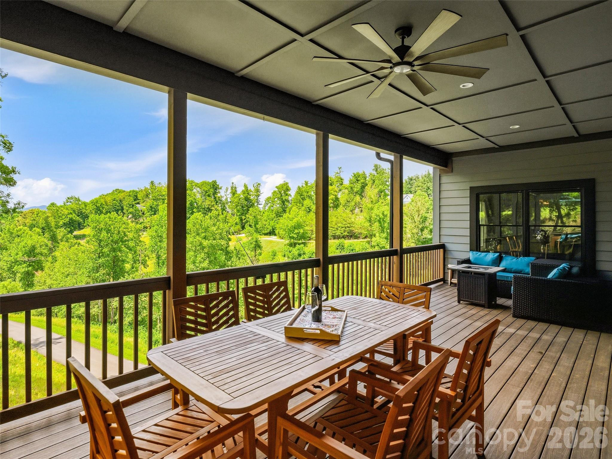 11 Timber Hill Drive Property Photo 9