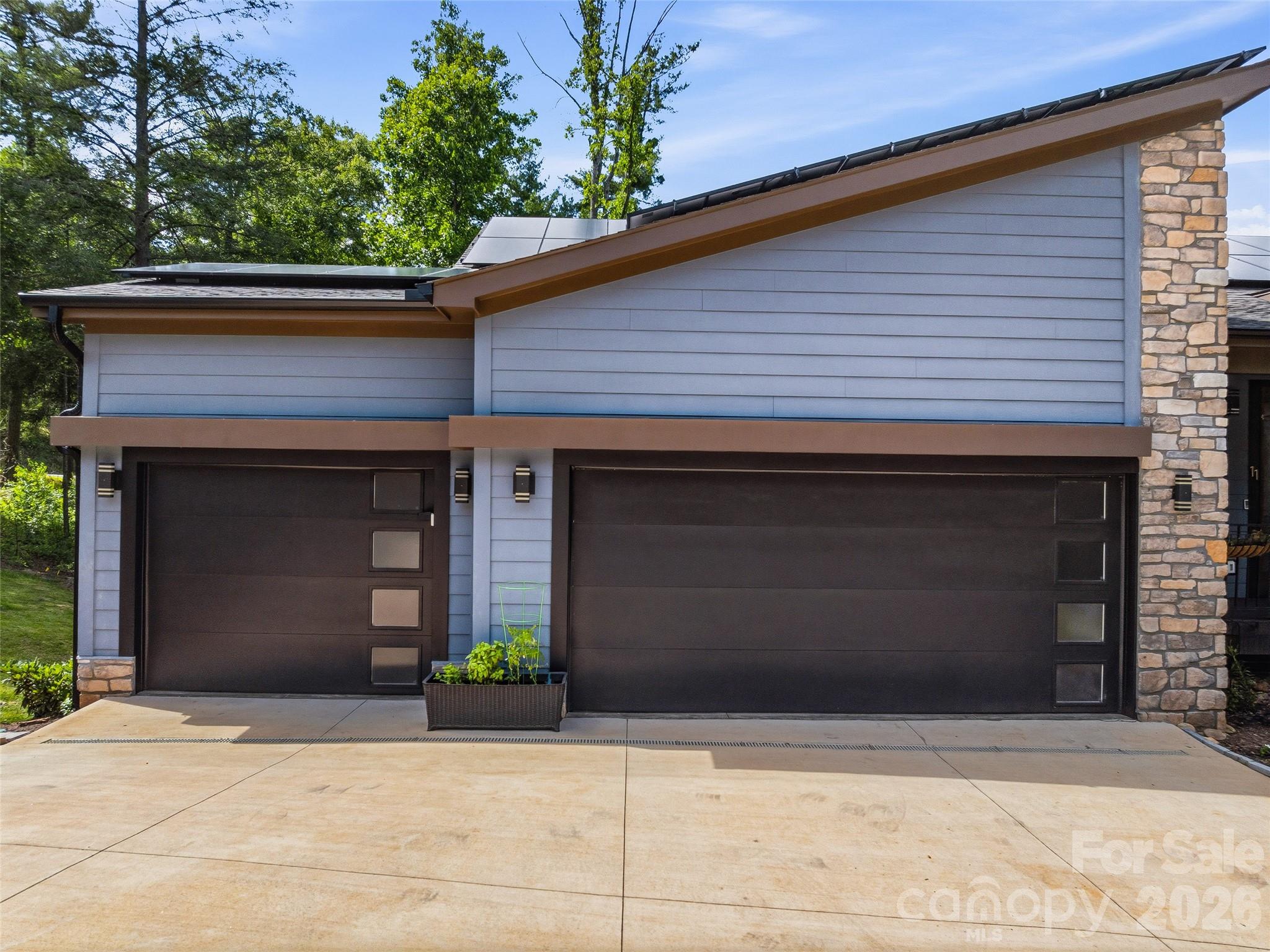 11 Timber Hill Drive Property Photo 32
