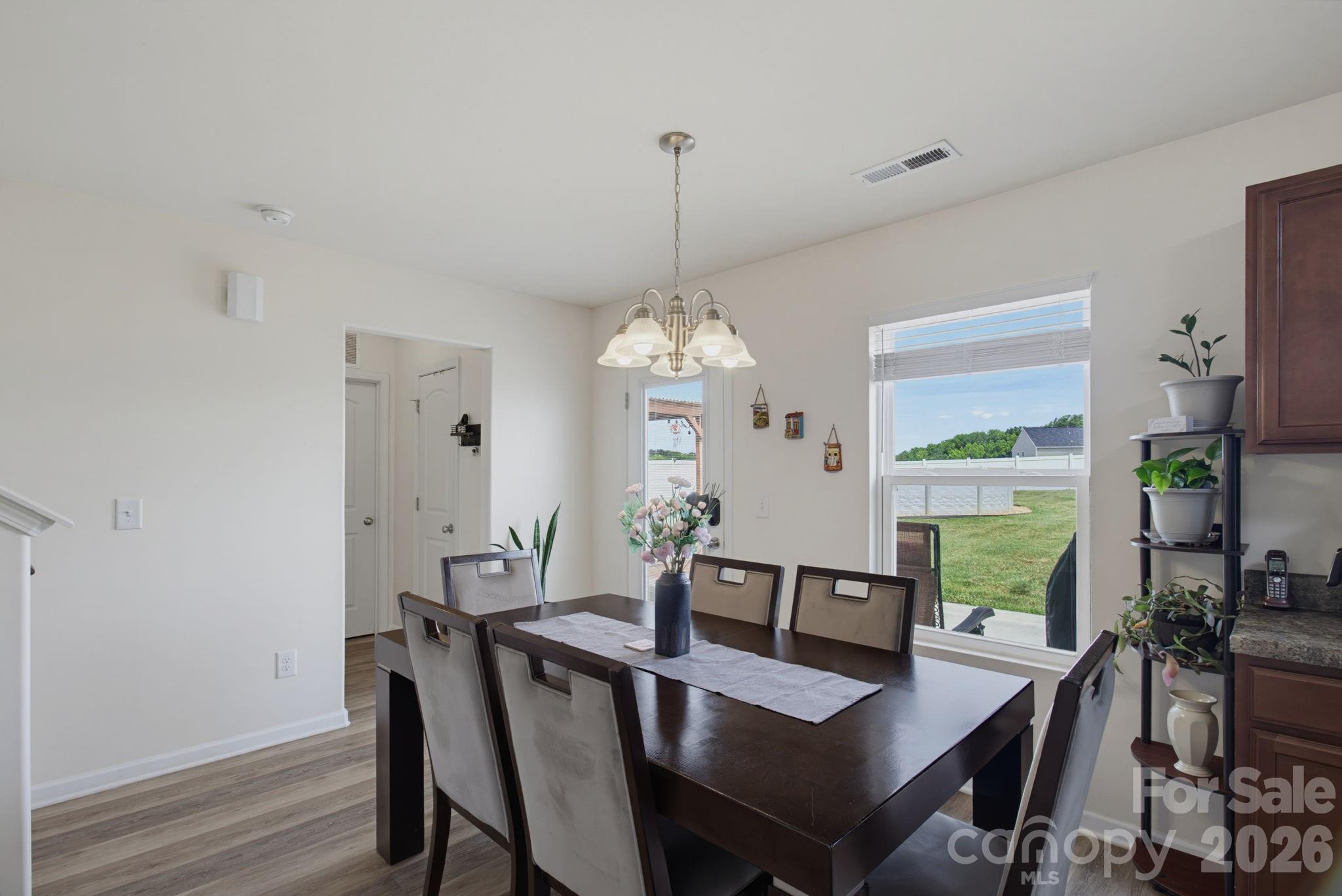 660 Tyro Road Property Photo 9