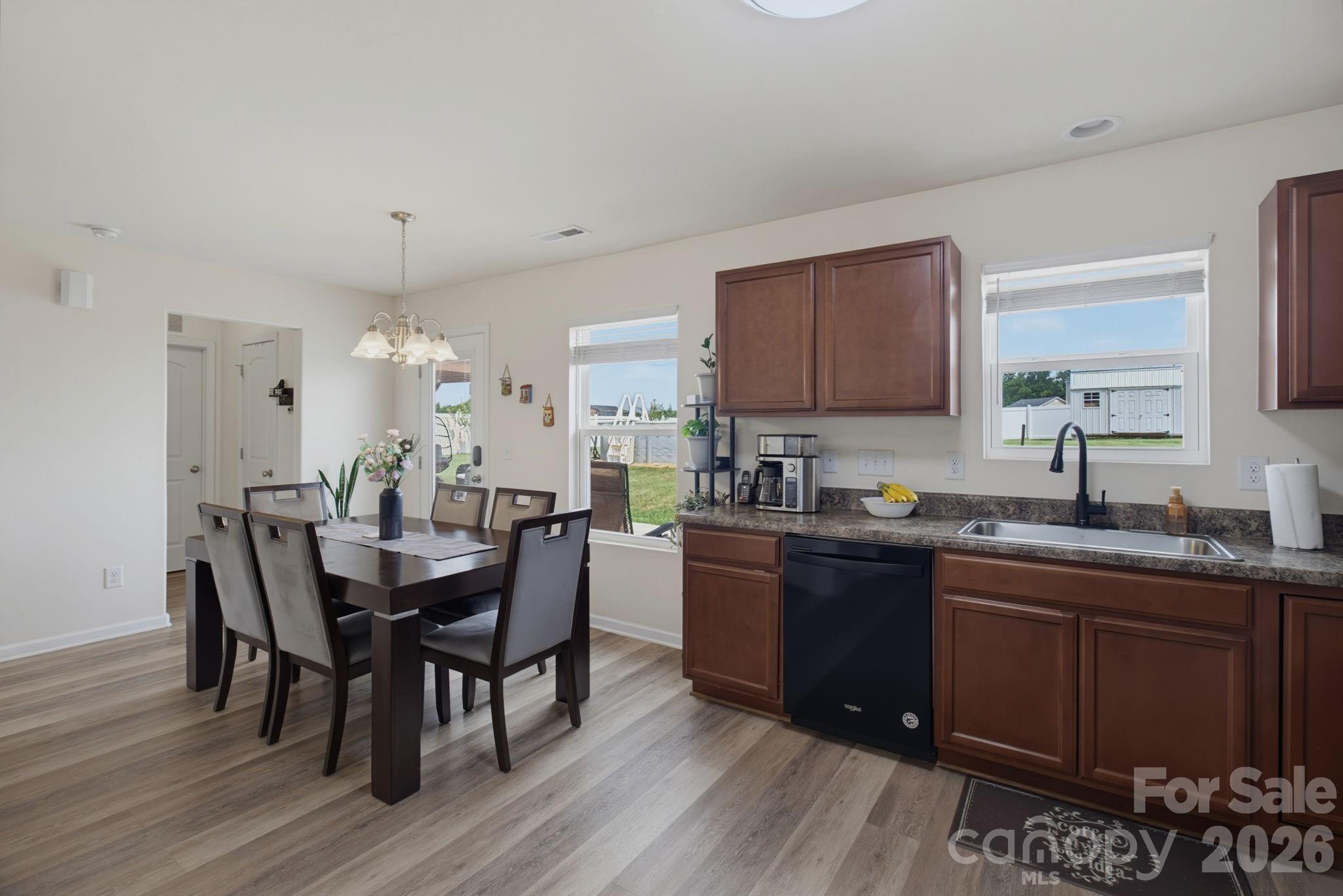 660 Tyro Road Property Photo 12