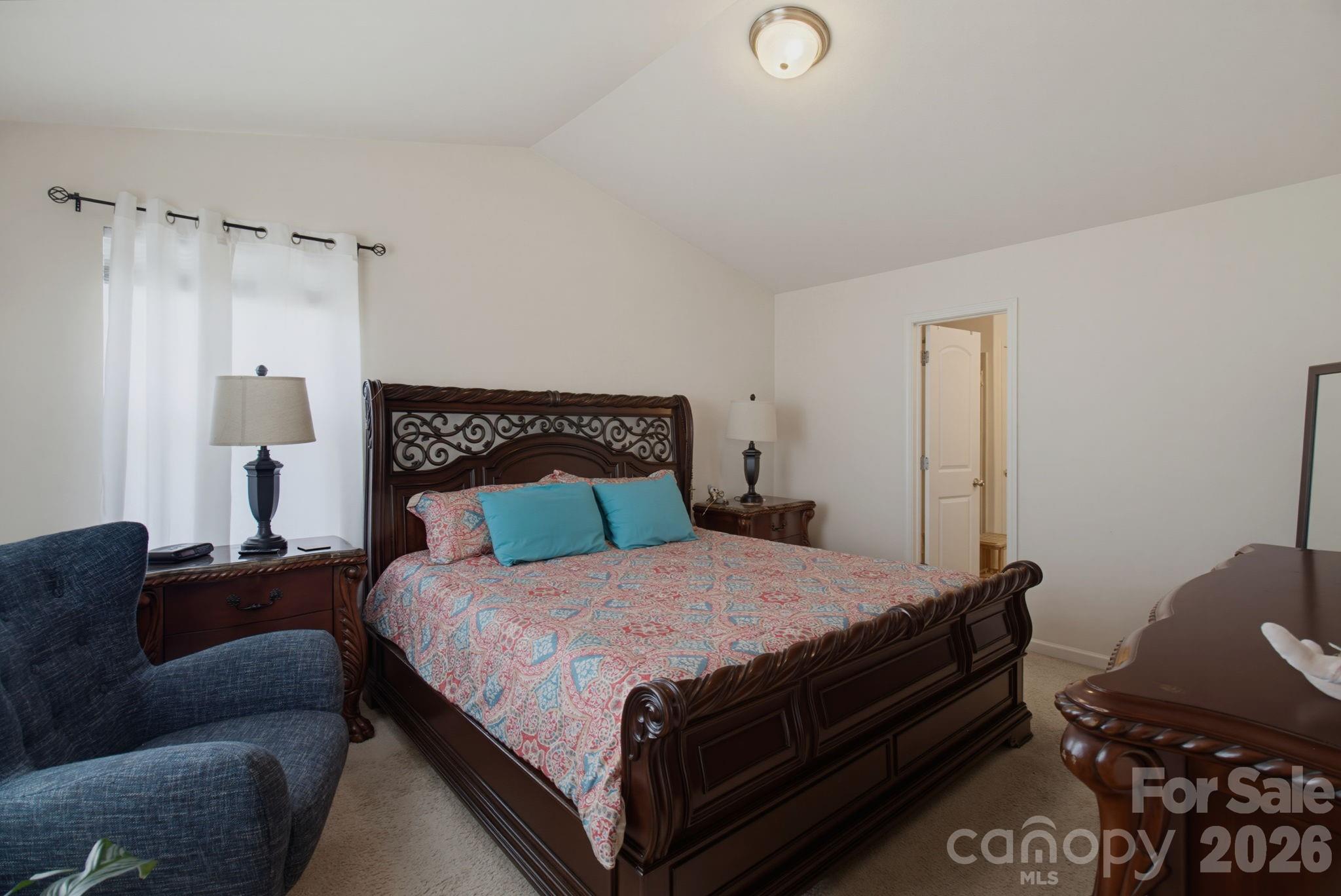 660 Tyro Road Property Photo 14