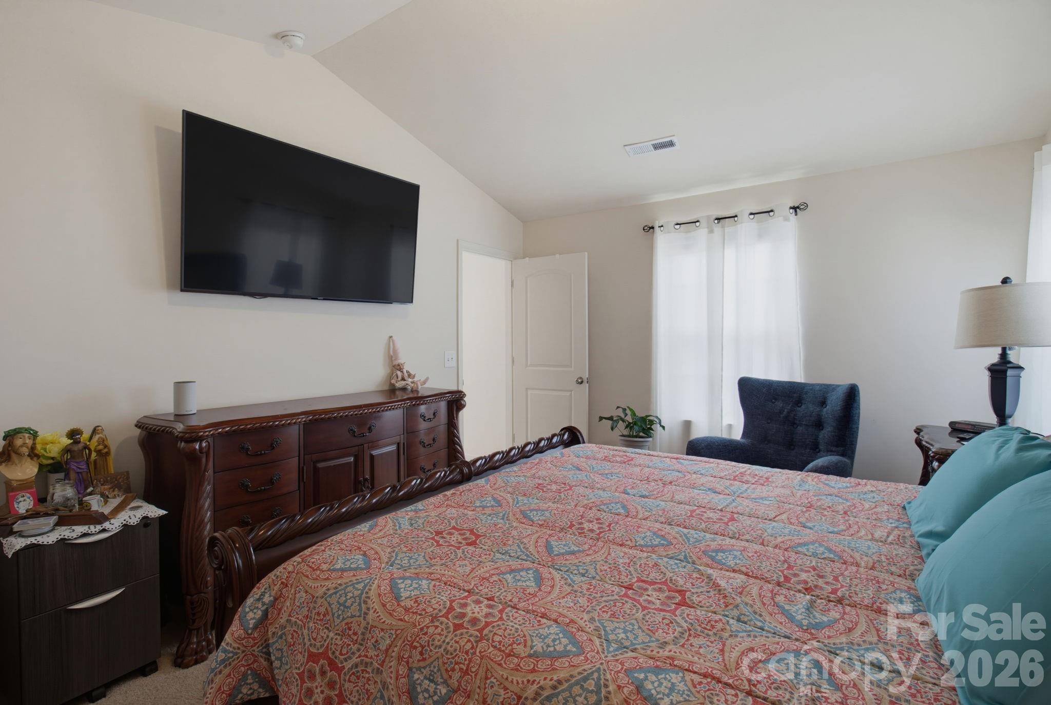 660 Tyro Road Property Photo 15