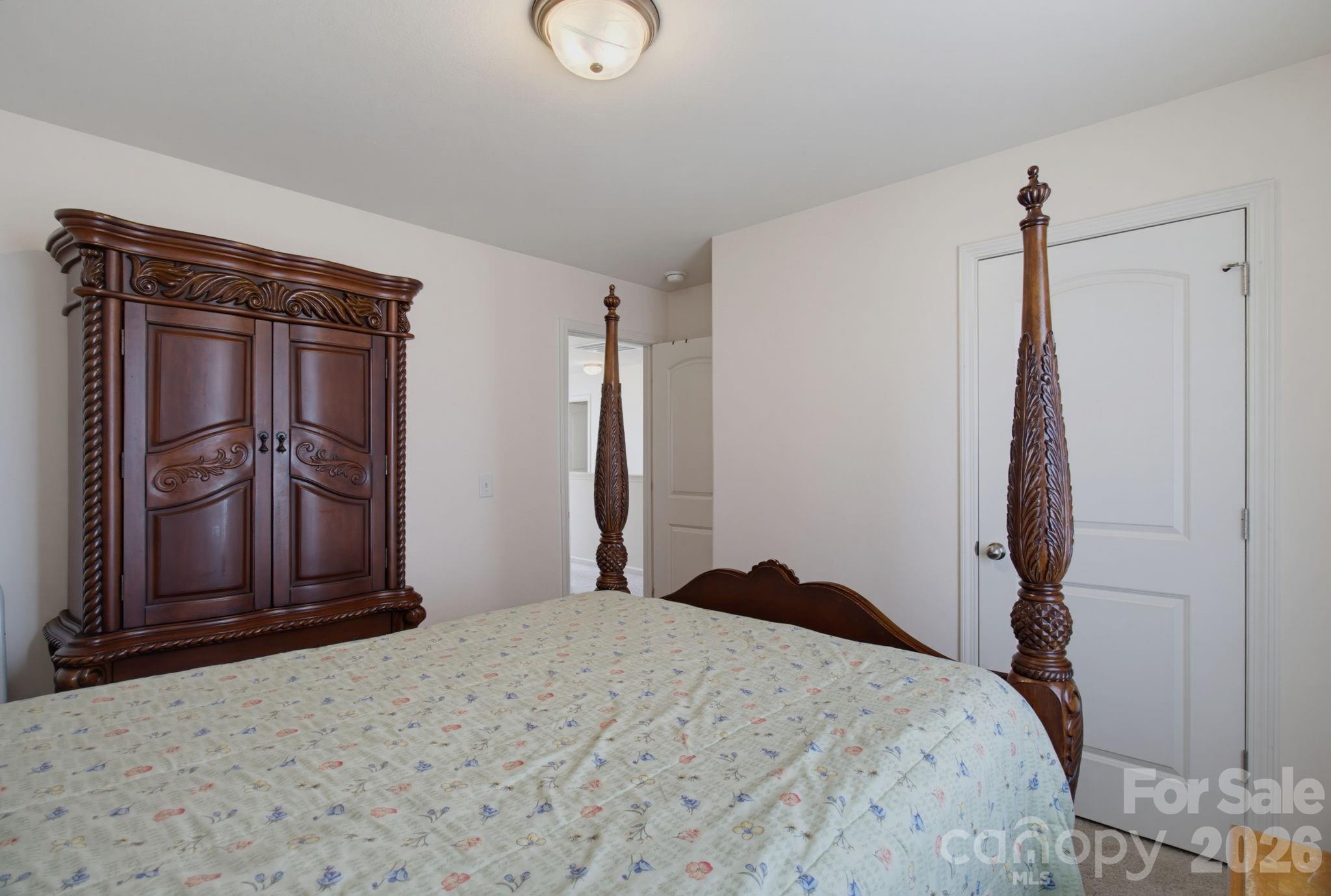 660 Tyro Road Property Photo 18