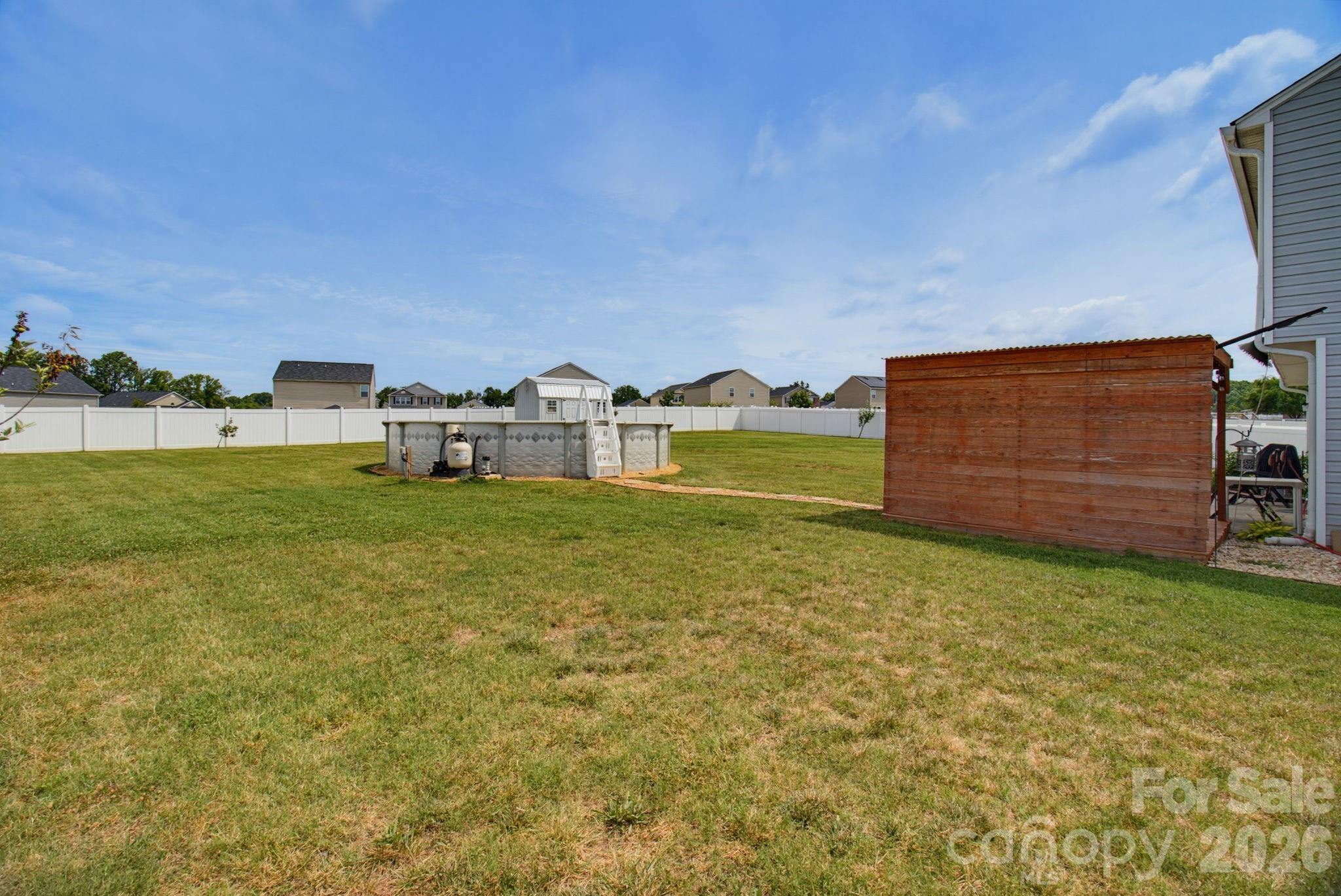 660 Tyro Road Property Photo 28