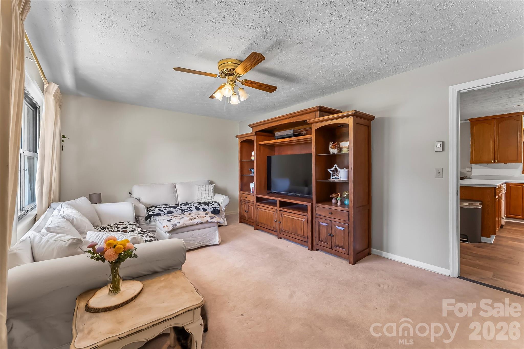 118 Hoover Street Property Photo 10