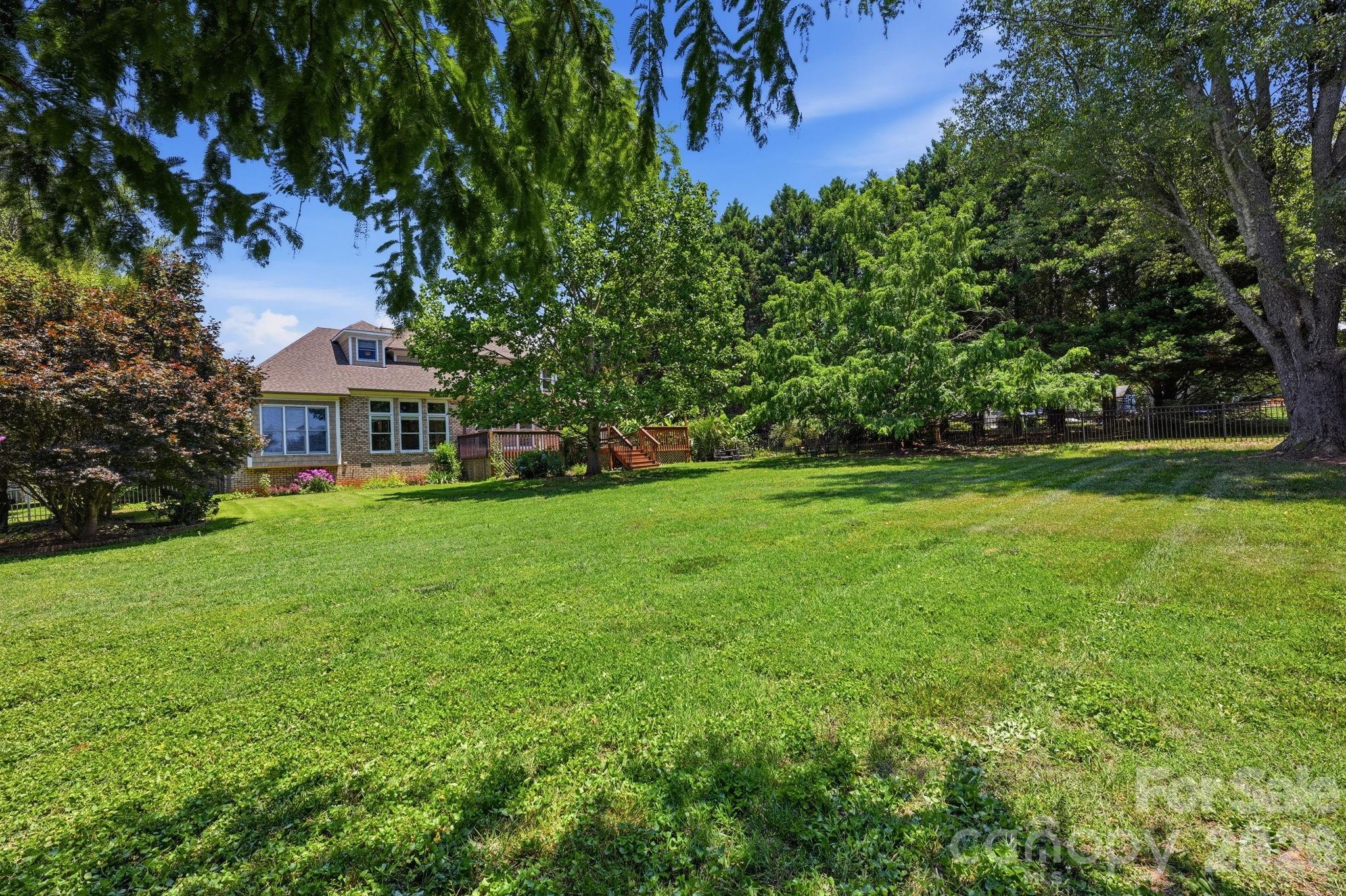 118 Broadbill Drive Property Photo 43