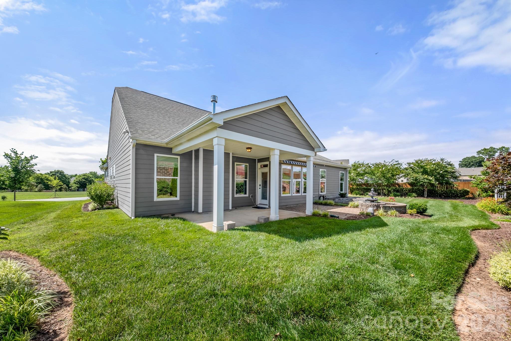 115 Morden Loop Property Photo 38