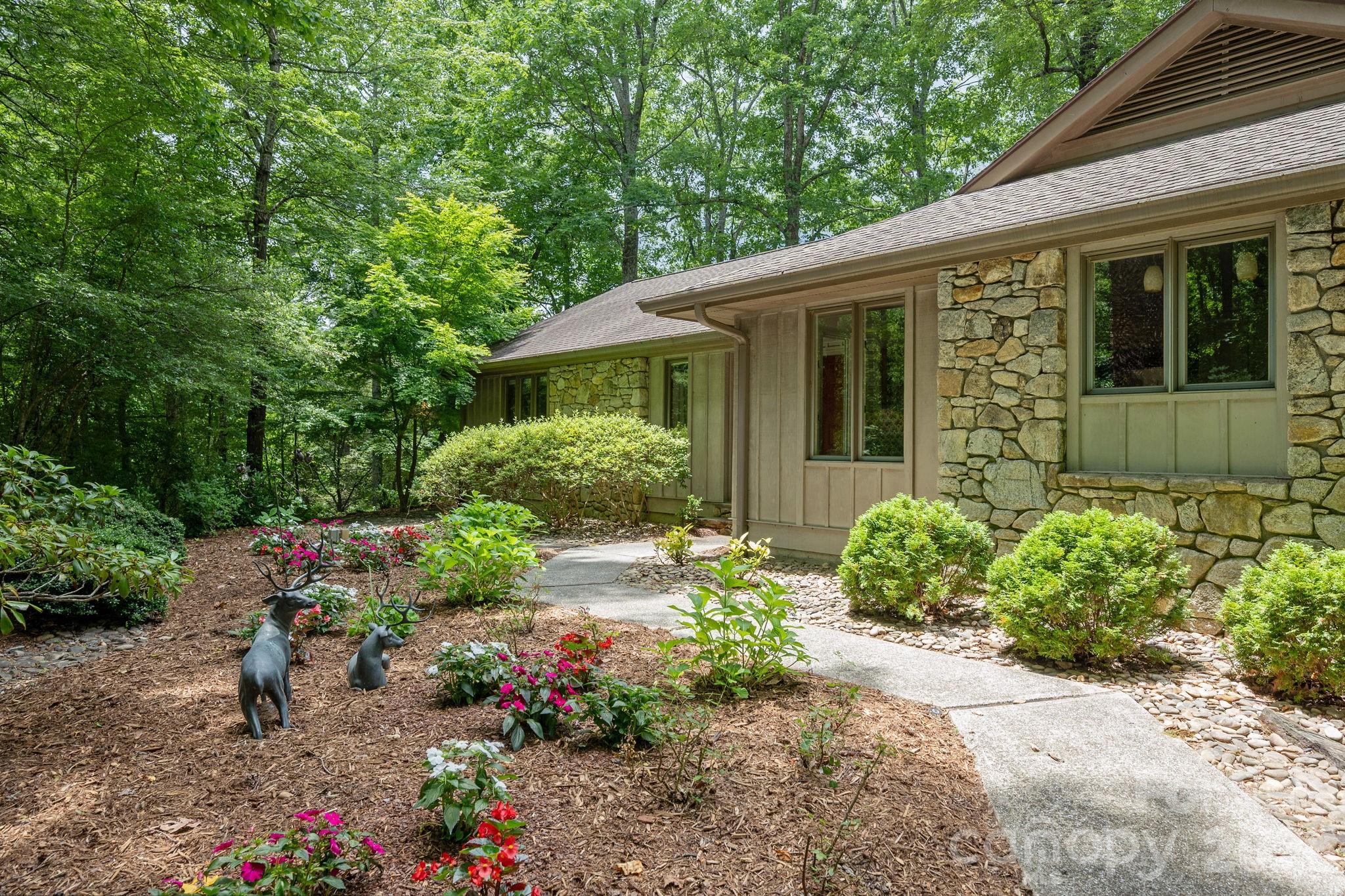 117 Tarnhill Drive Property Photo 2