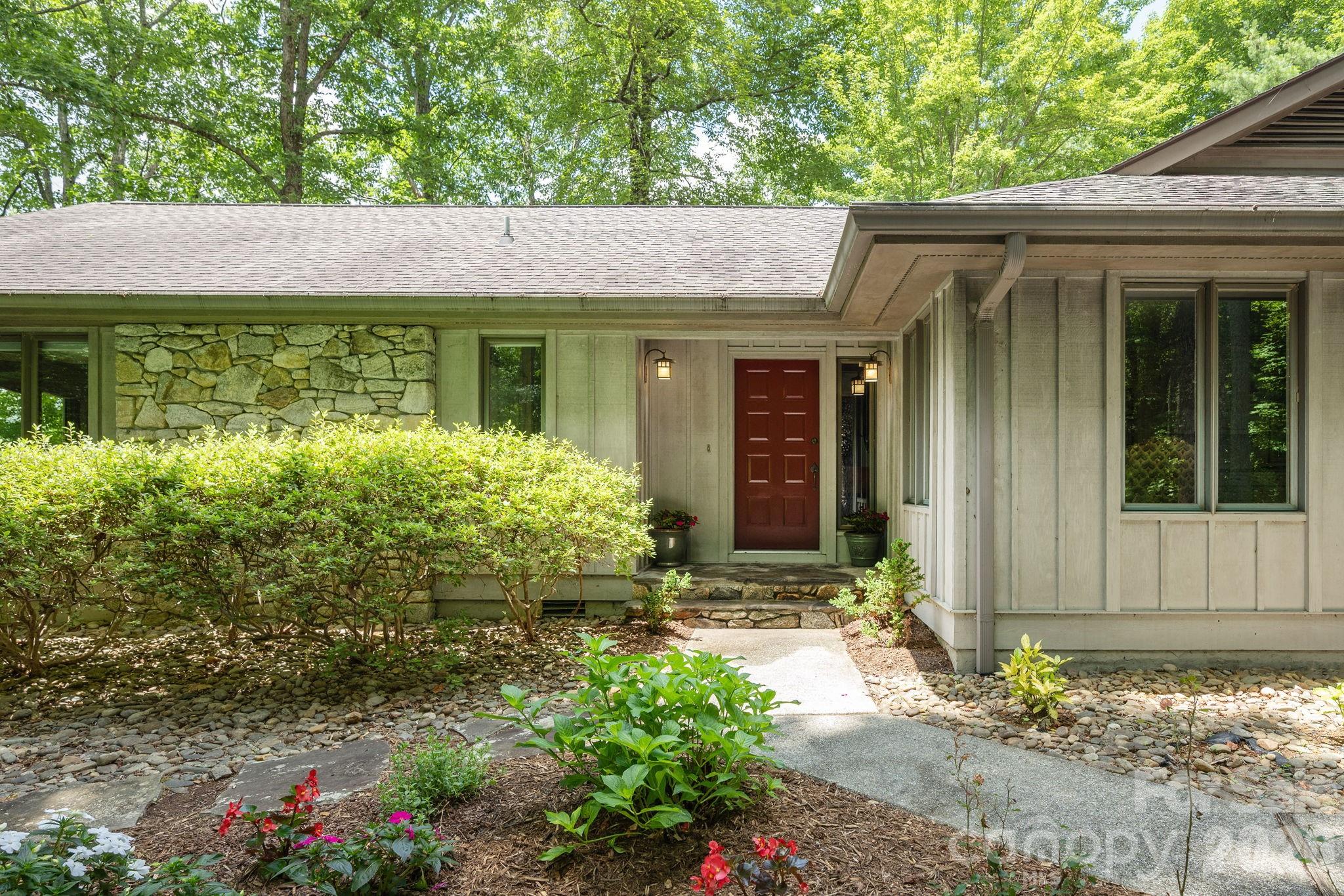 117 Tarnhill Drive Property Photo 6