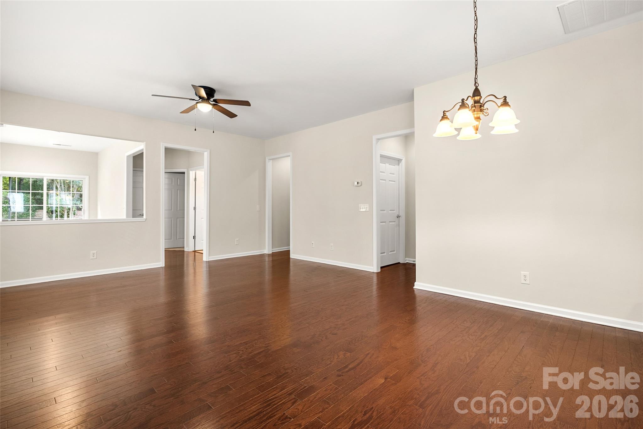 9015 Smokey Hill Lane Property Photo 11