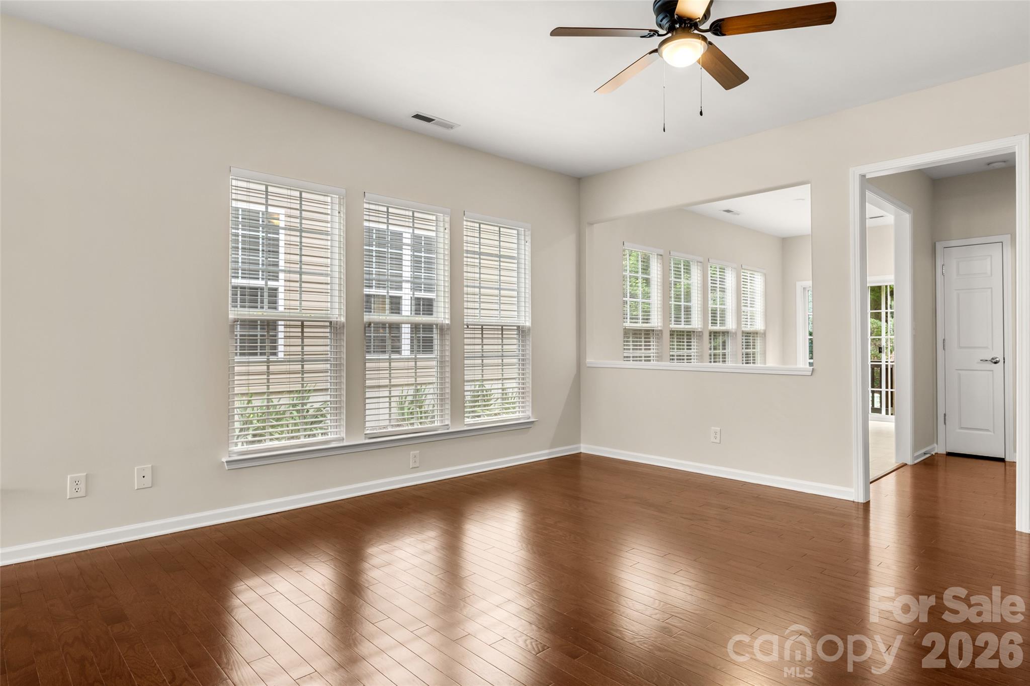 9015 Smokey Hill Lane Property Photo 14