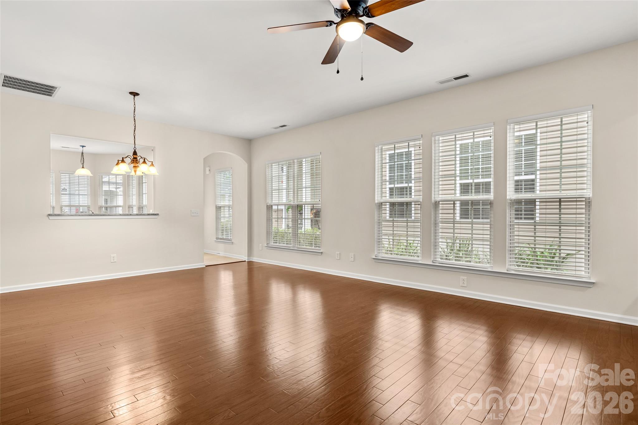9015 Smokey Hill Lane Property Photo 15
