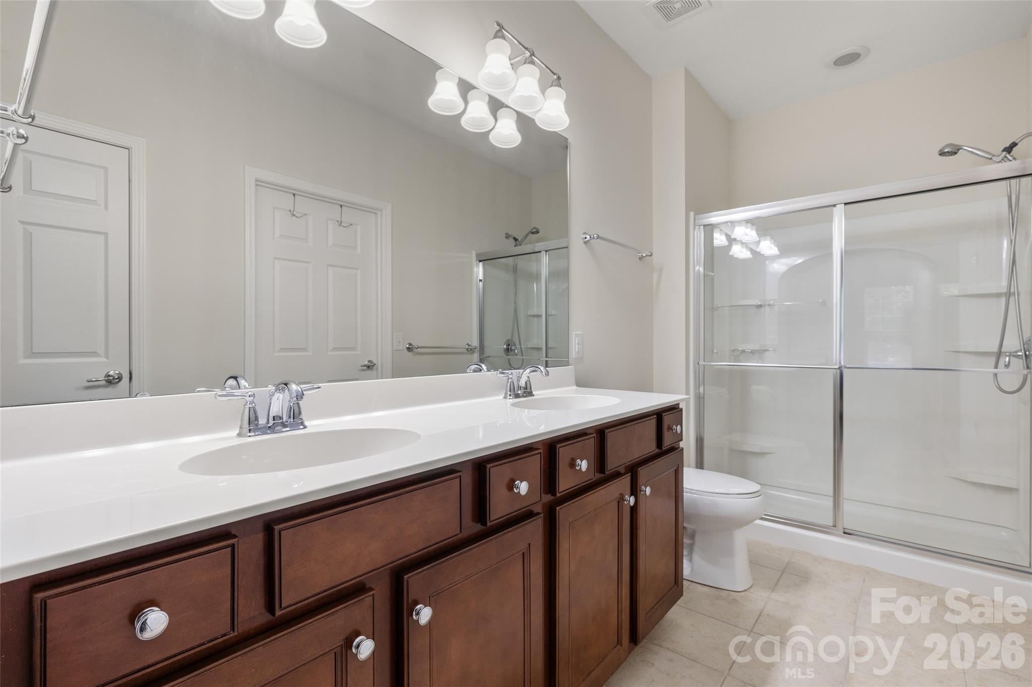 9015 Smokey Hill Lane Property Photo 16
