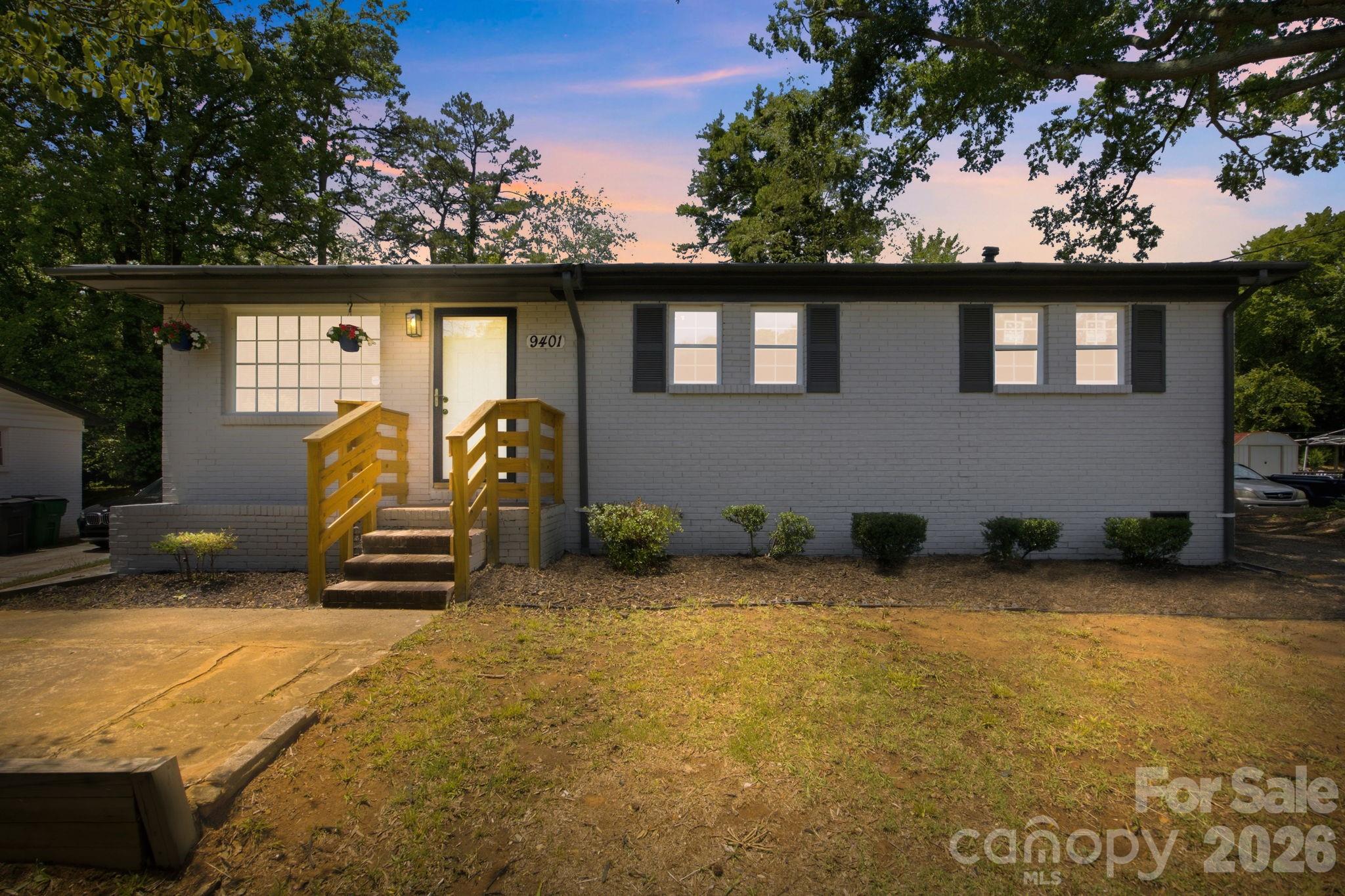 9401 Feldbank Drive Property Photo 1