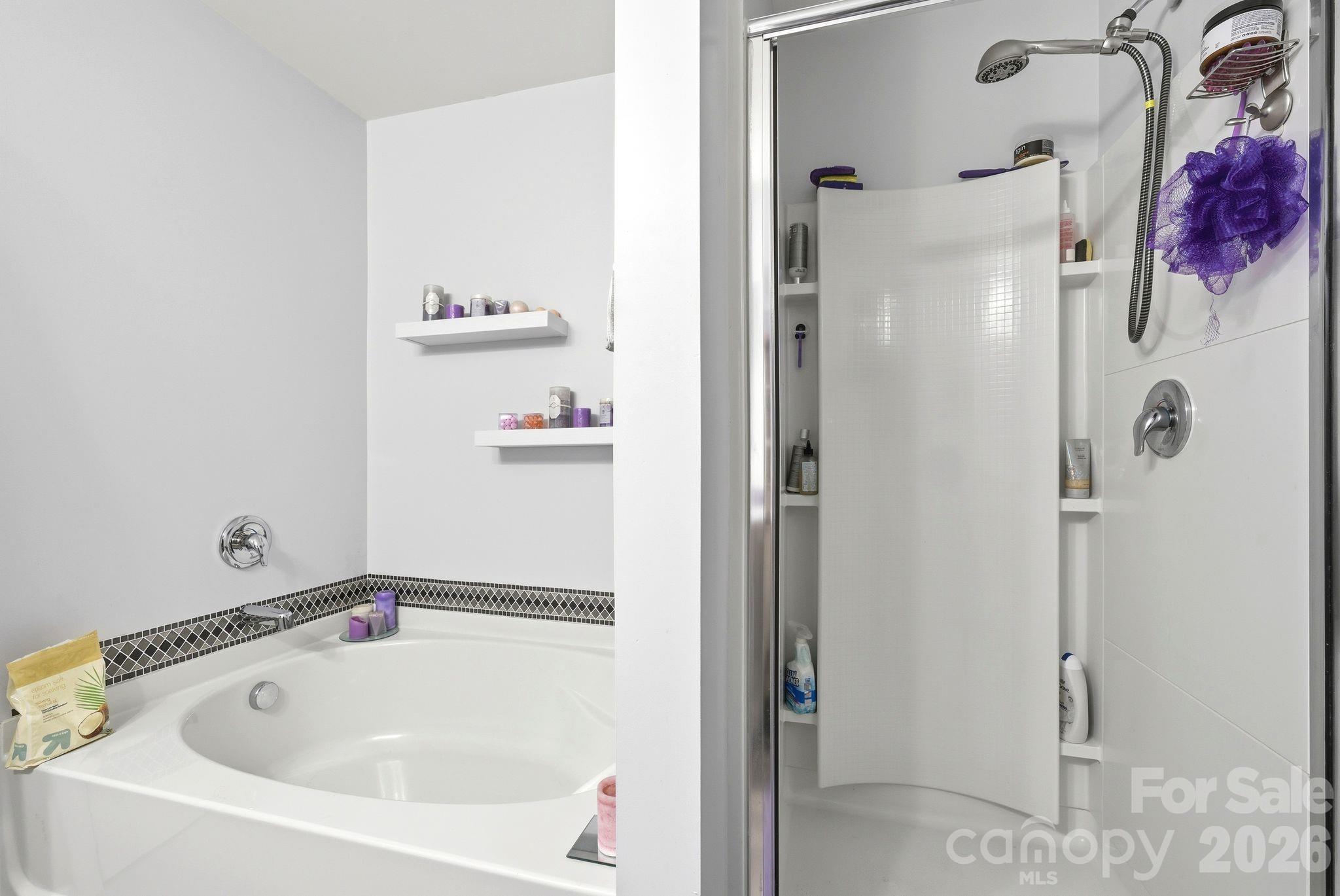 8502 Mansell Court Property Photo 20