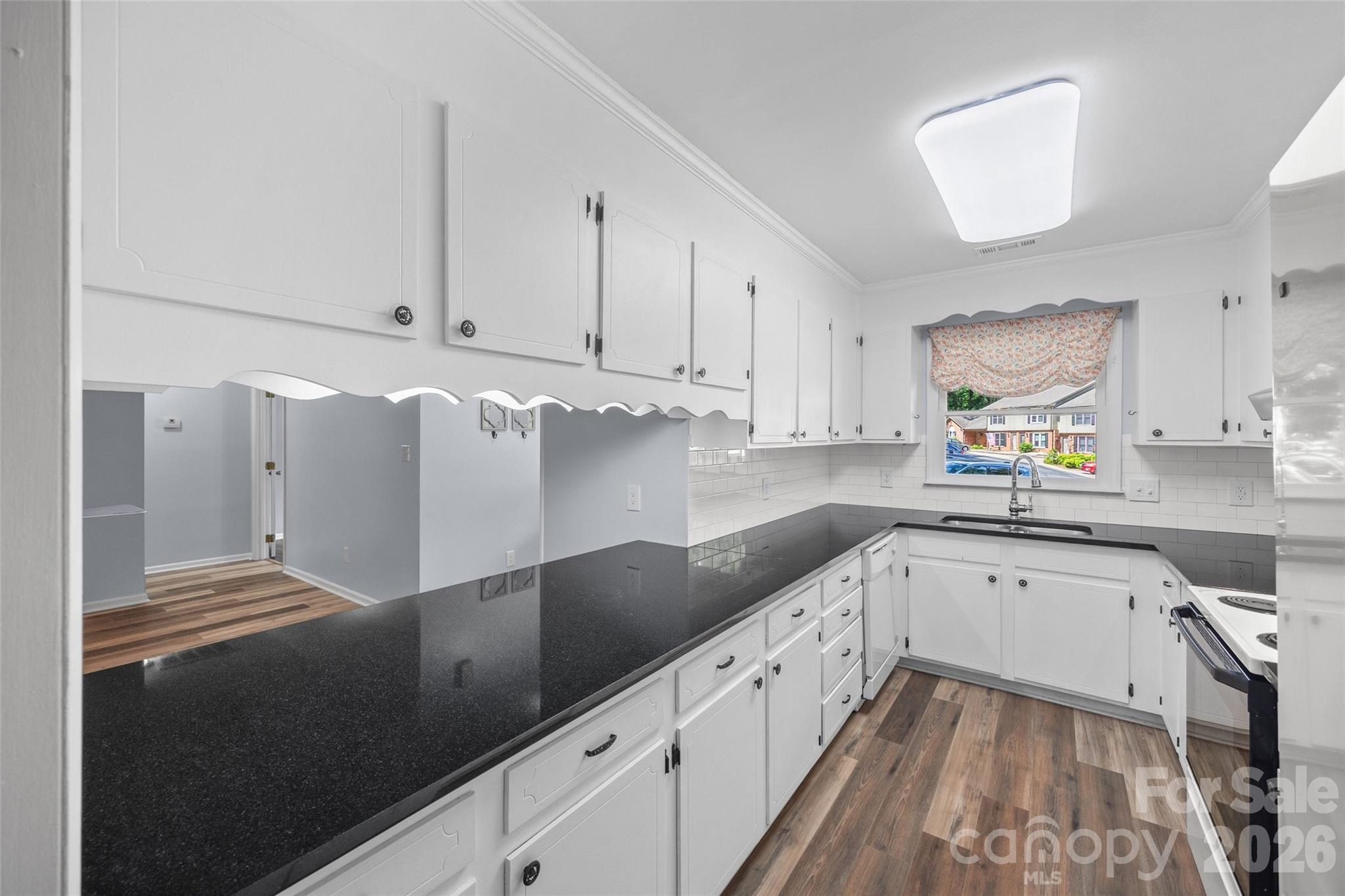 120 Ashebrook Drive Property Photo 12