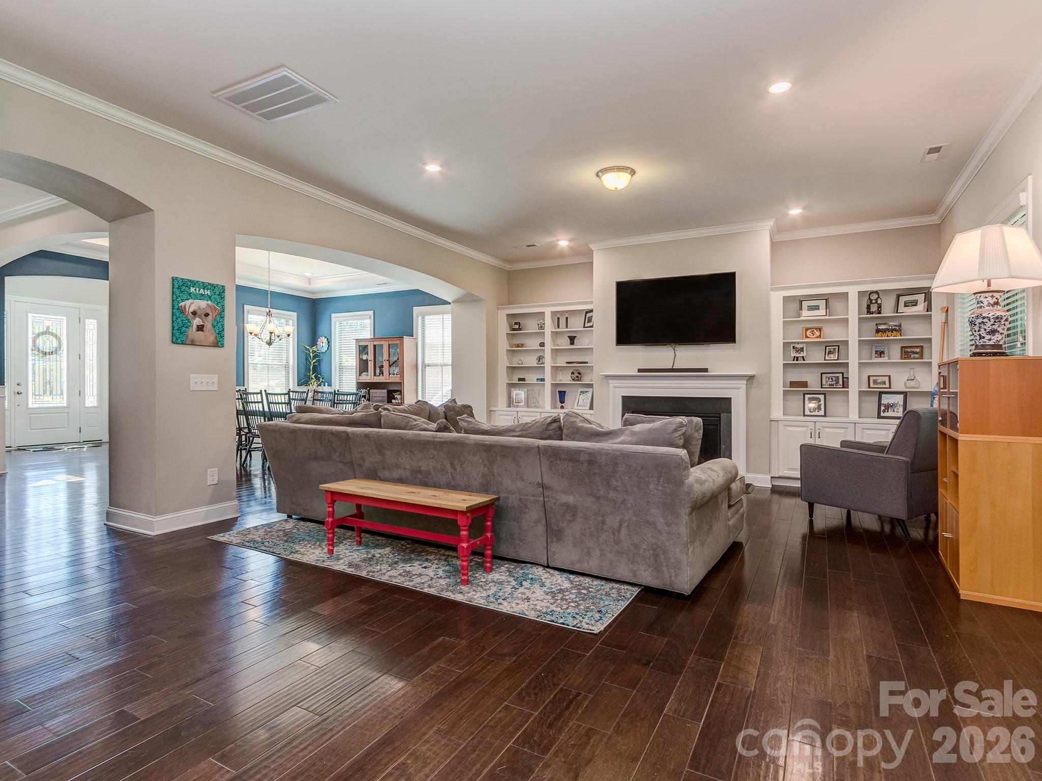 121 Enclave Boulevard Property Photo 7