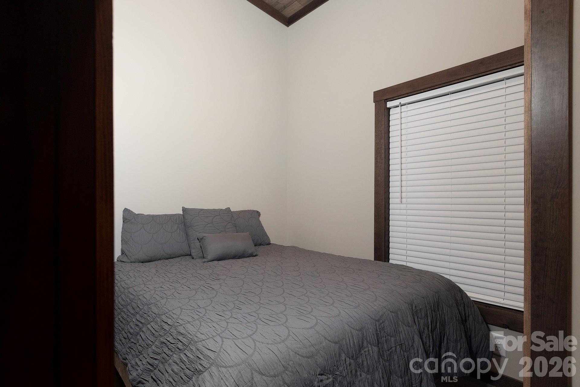 #132 Blue Hill Parkway Property Photo 5