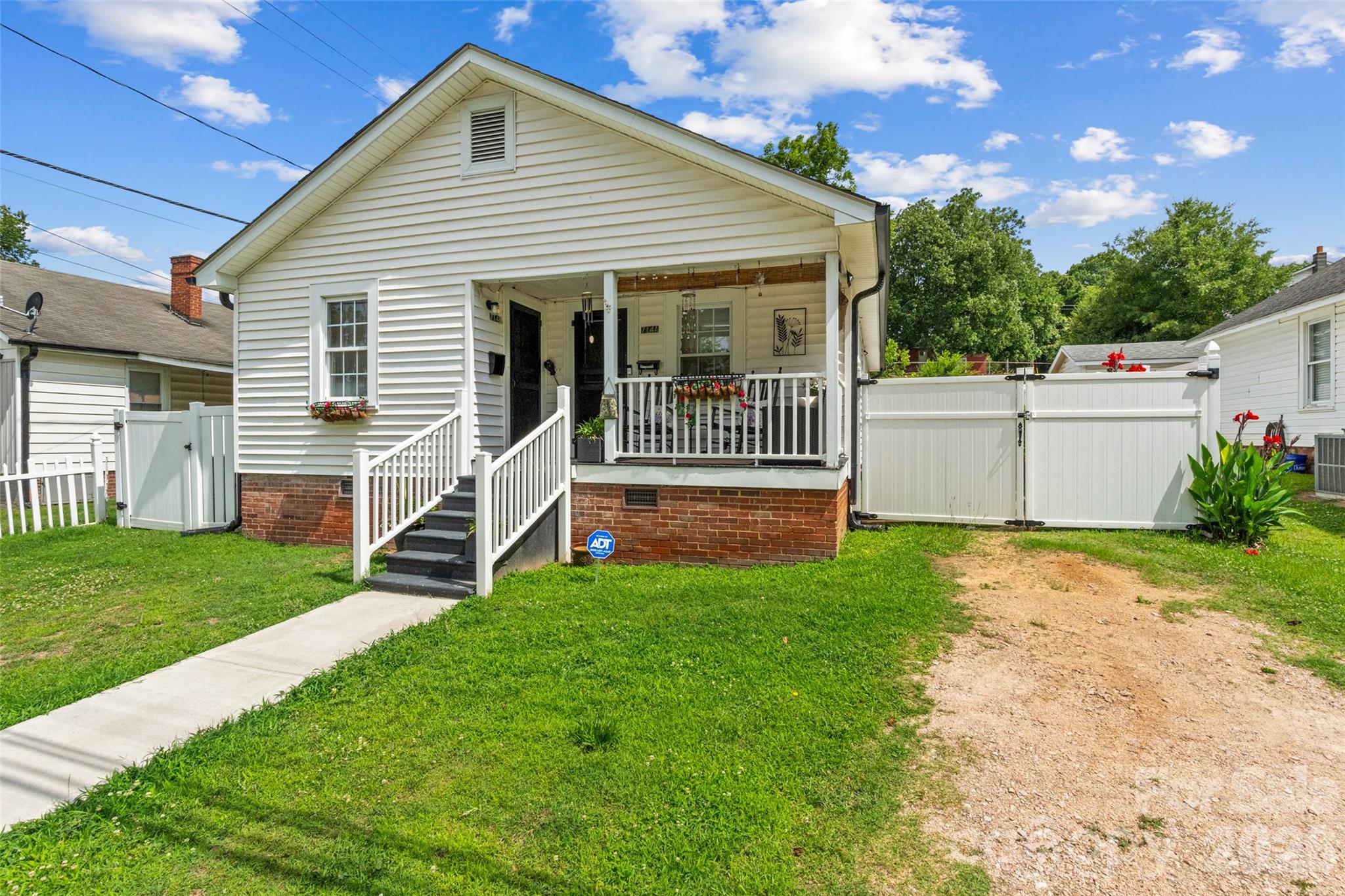 714 Pine Street Property Photo