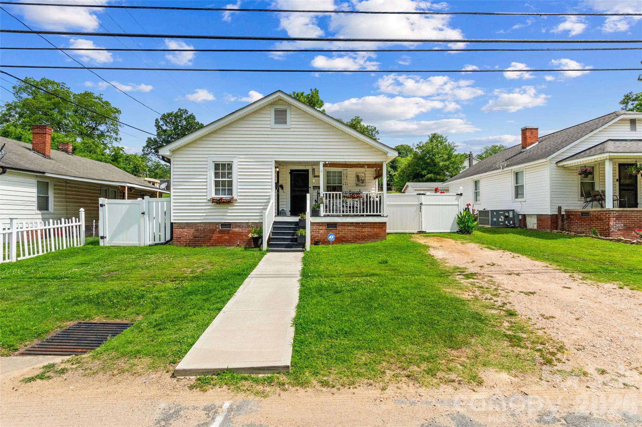 714 Pine Street Property Photo 2
