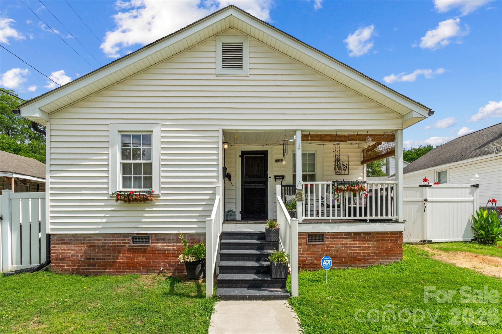 714 Pine Street Property Photo 3