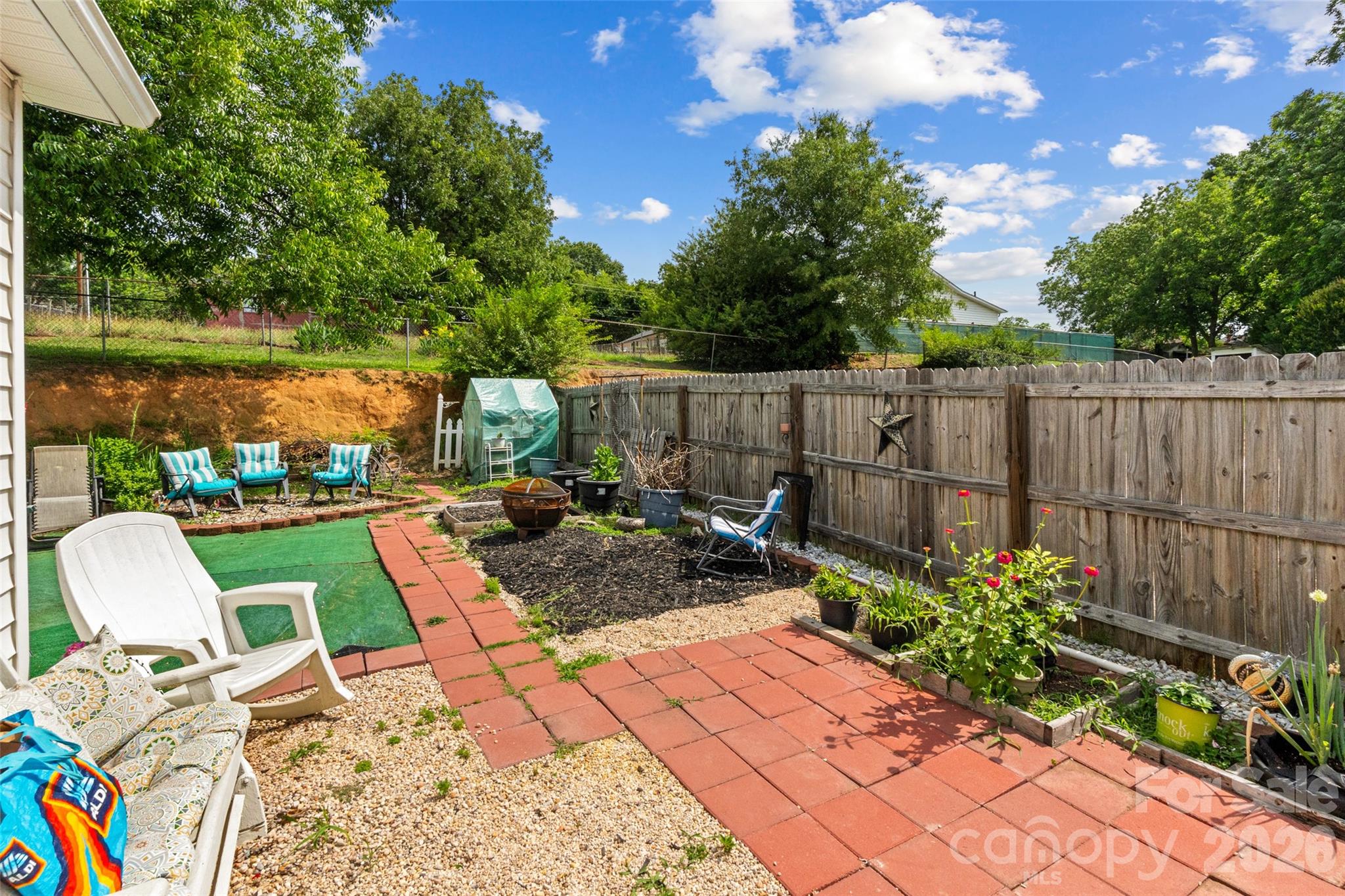 714 Pine Street Property Photo 35