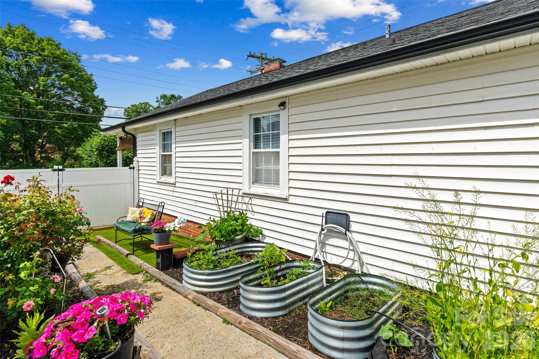 714 Pine Street Property Photo 42