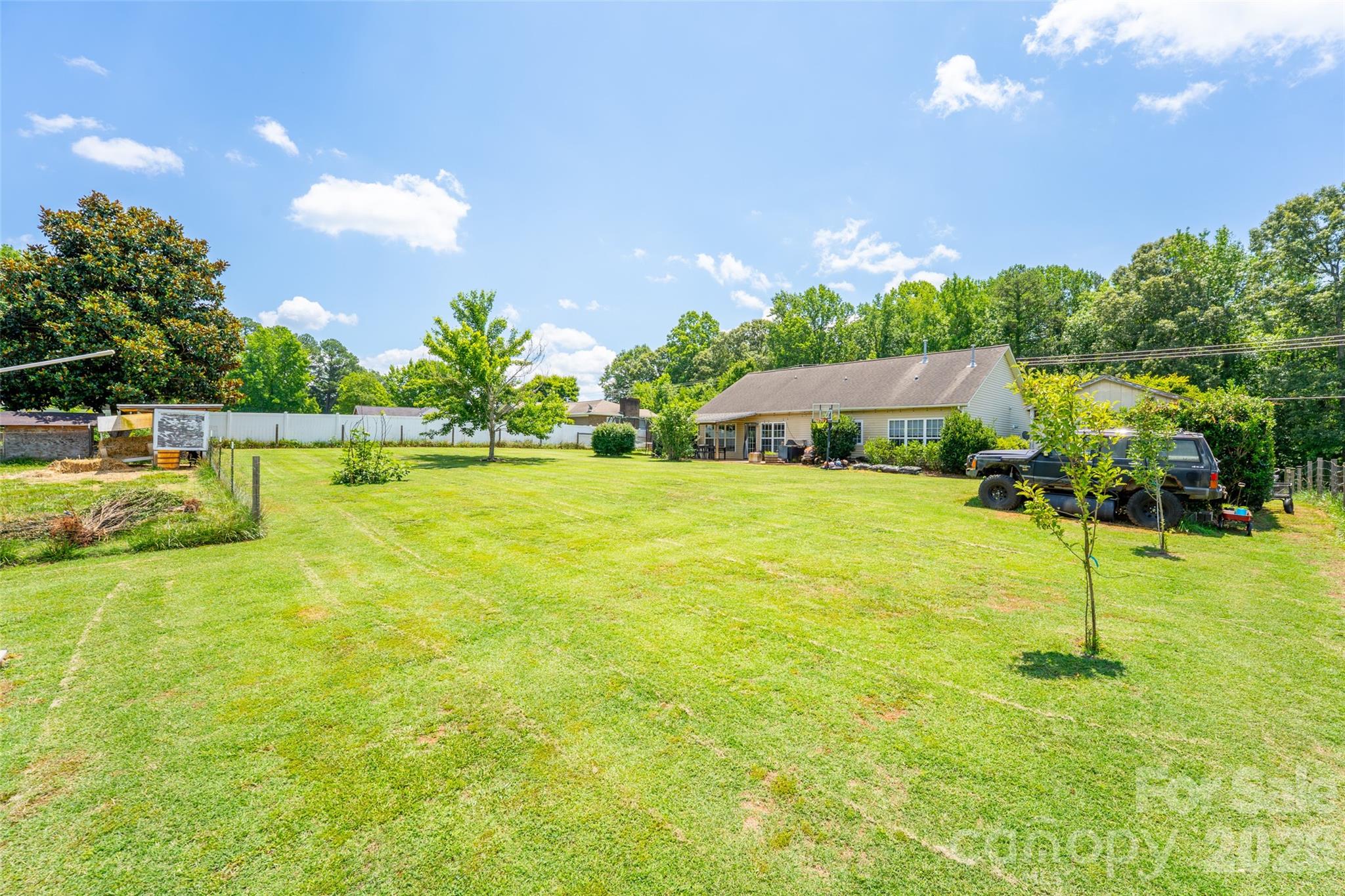 311 Winthrow Creek Road Property Photo 6