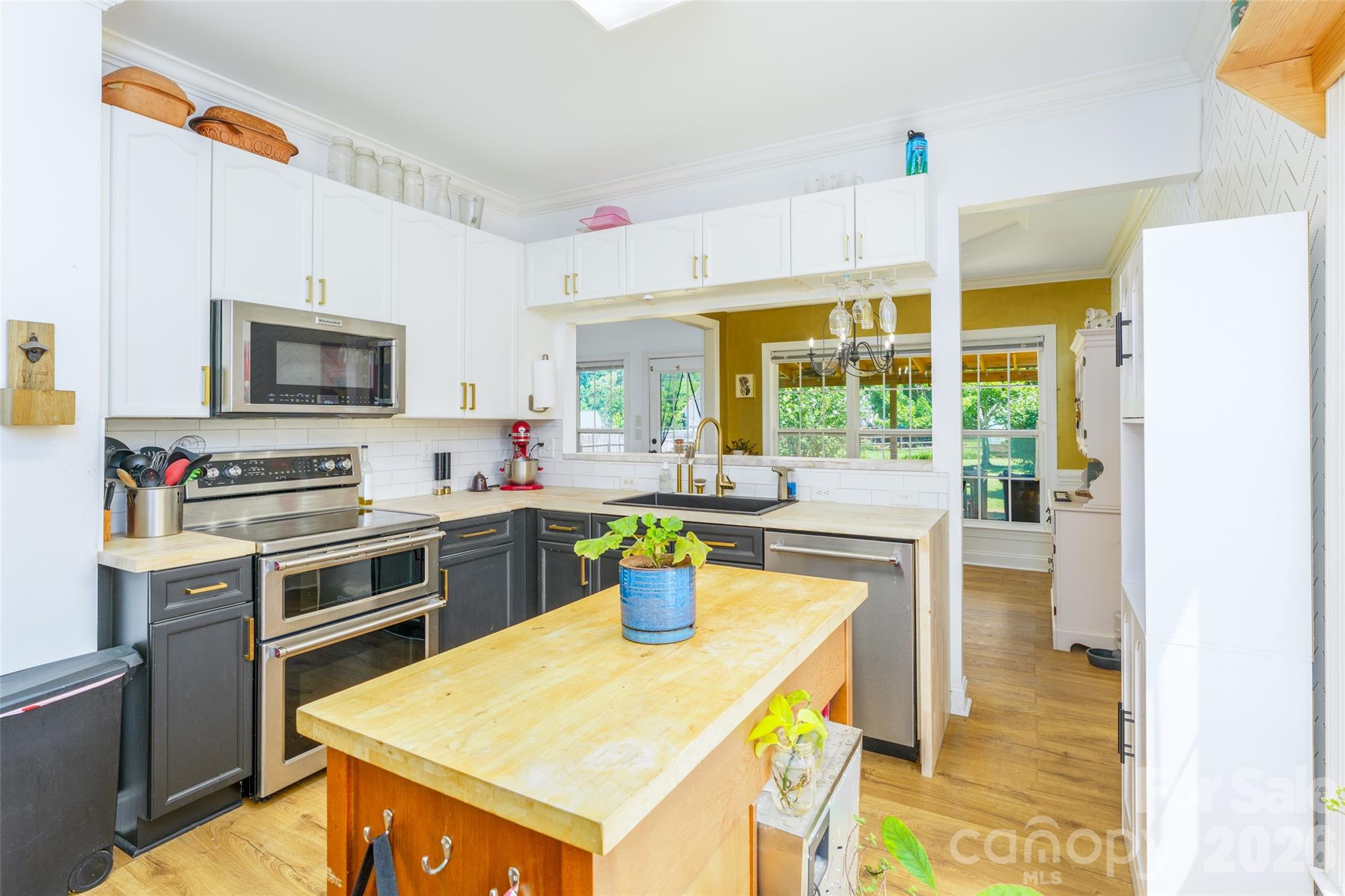 311 Winthrow Creek Road Property Photo 17