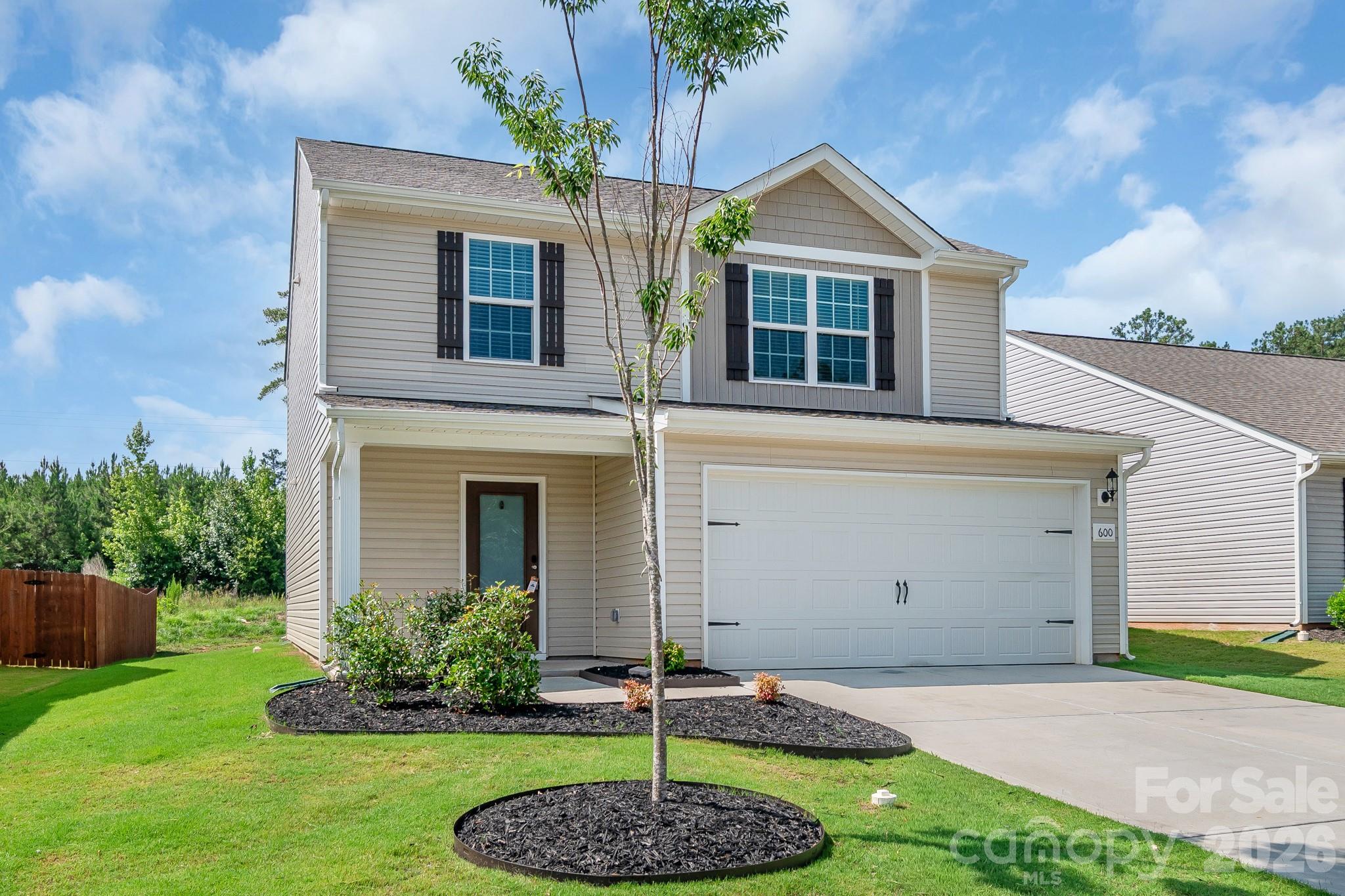 600 Lamorak Place Property Photo 2