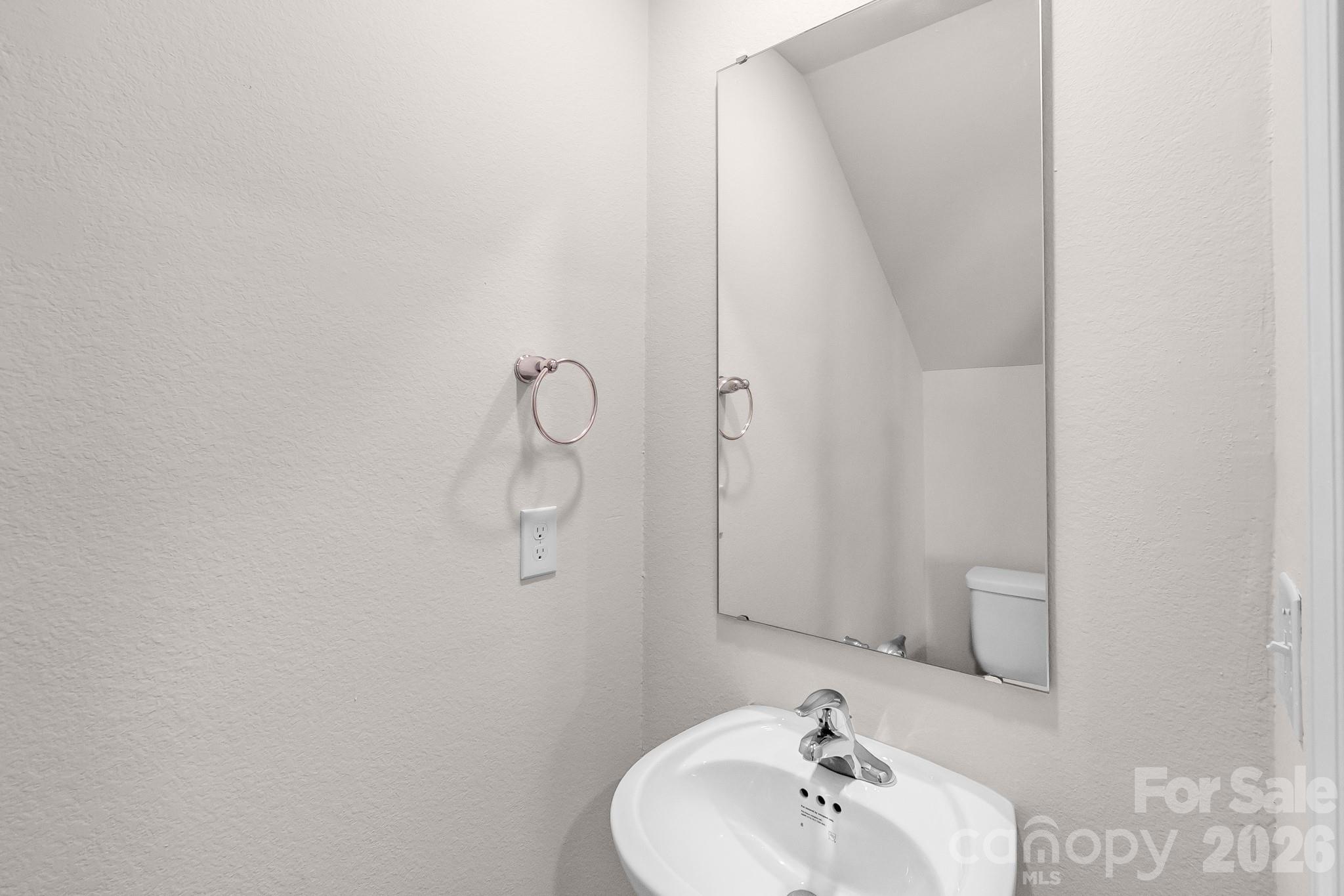 600 Lamorak Place Property Photo 13
