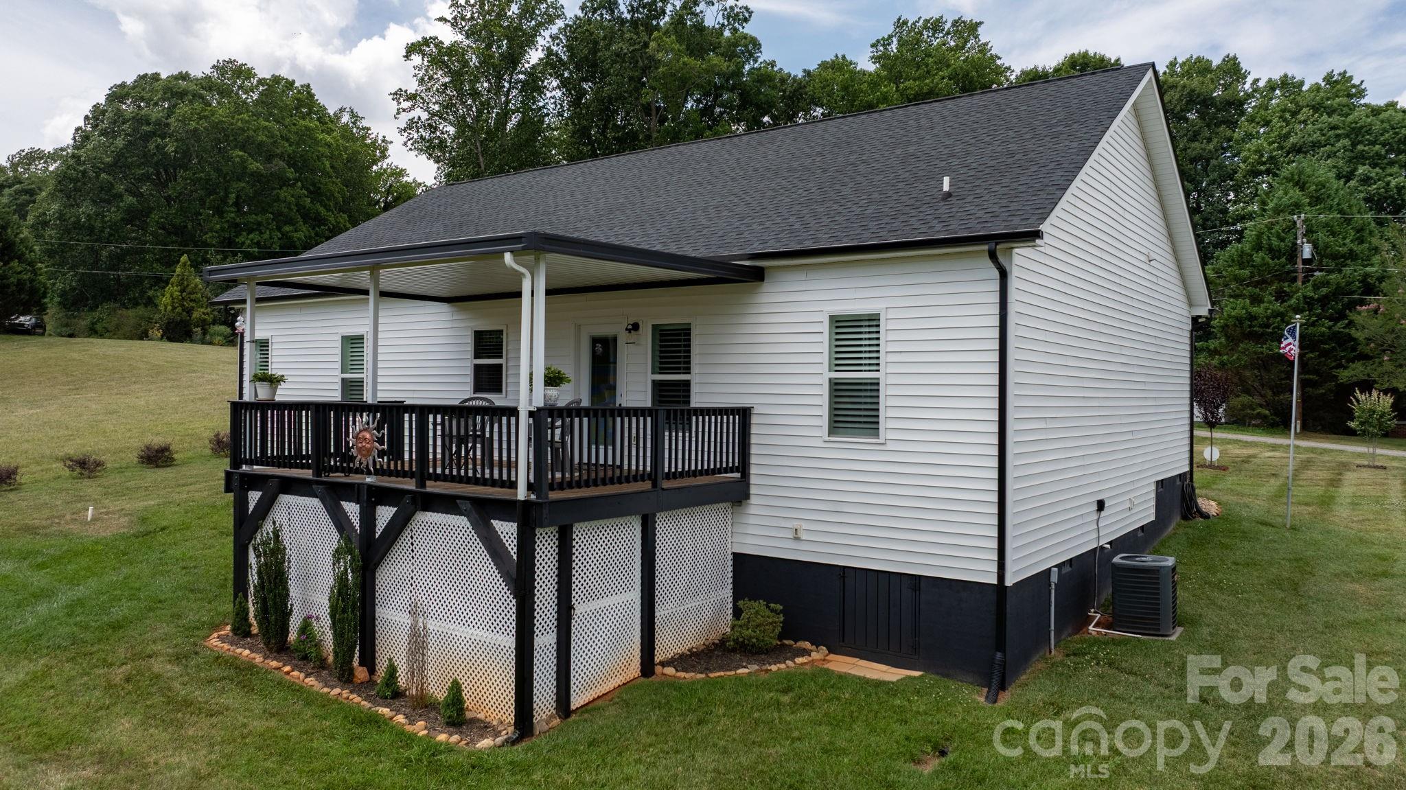 2026 Crestdale Lane Property Photo 33