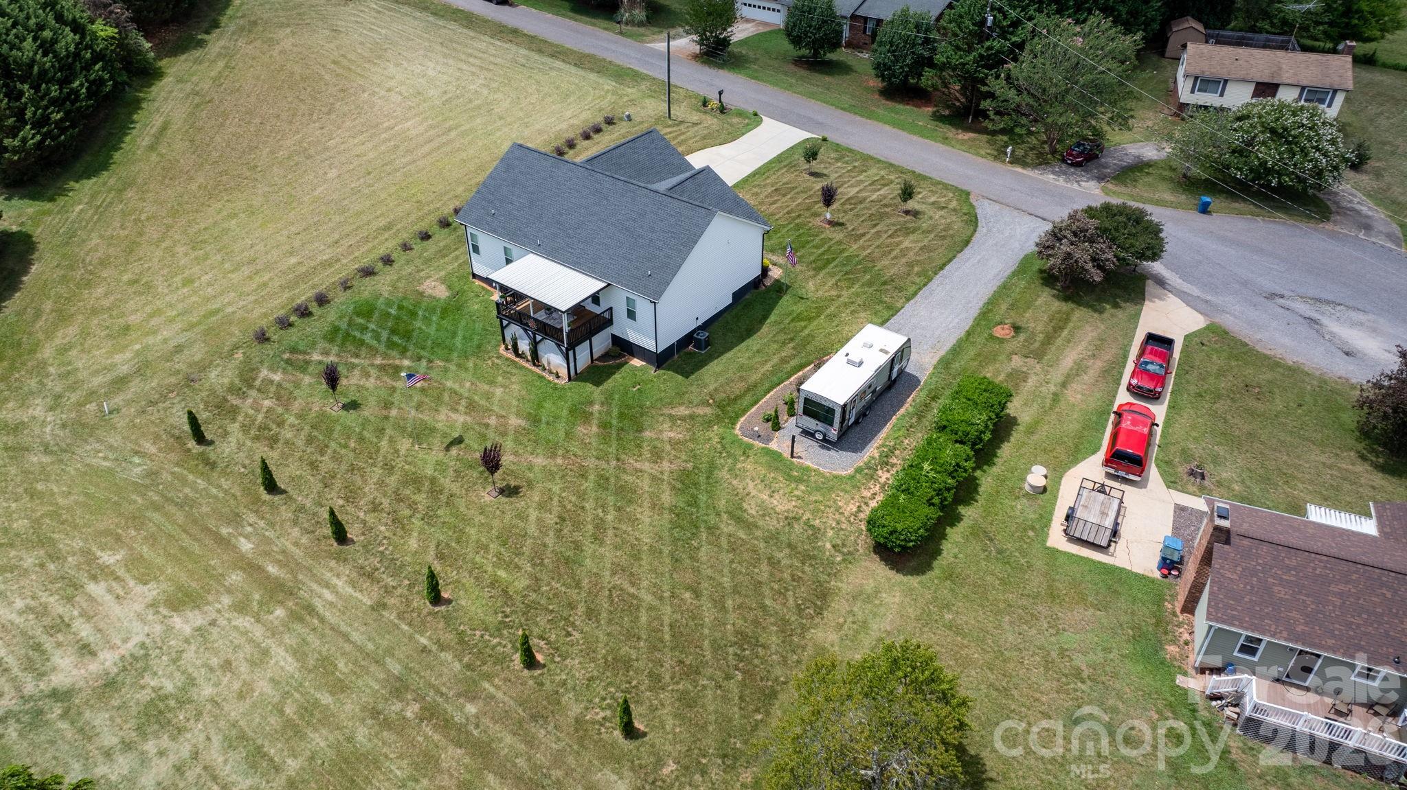 2026 Crestdale Lane Property Photo 41
