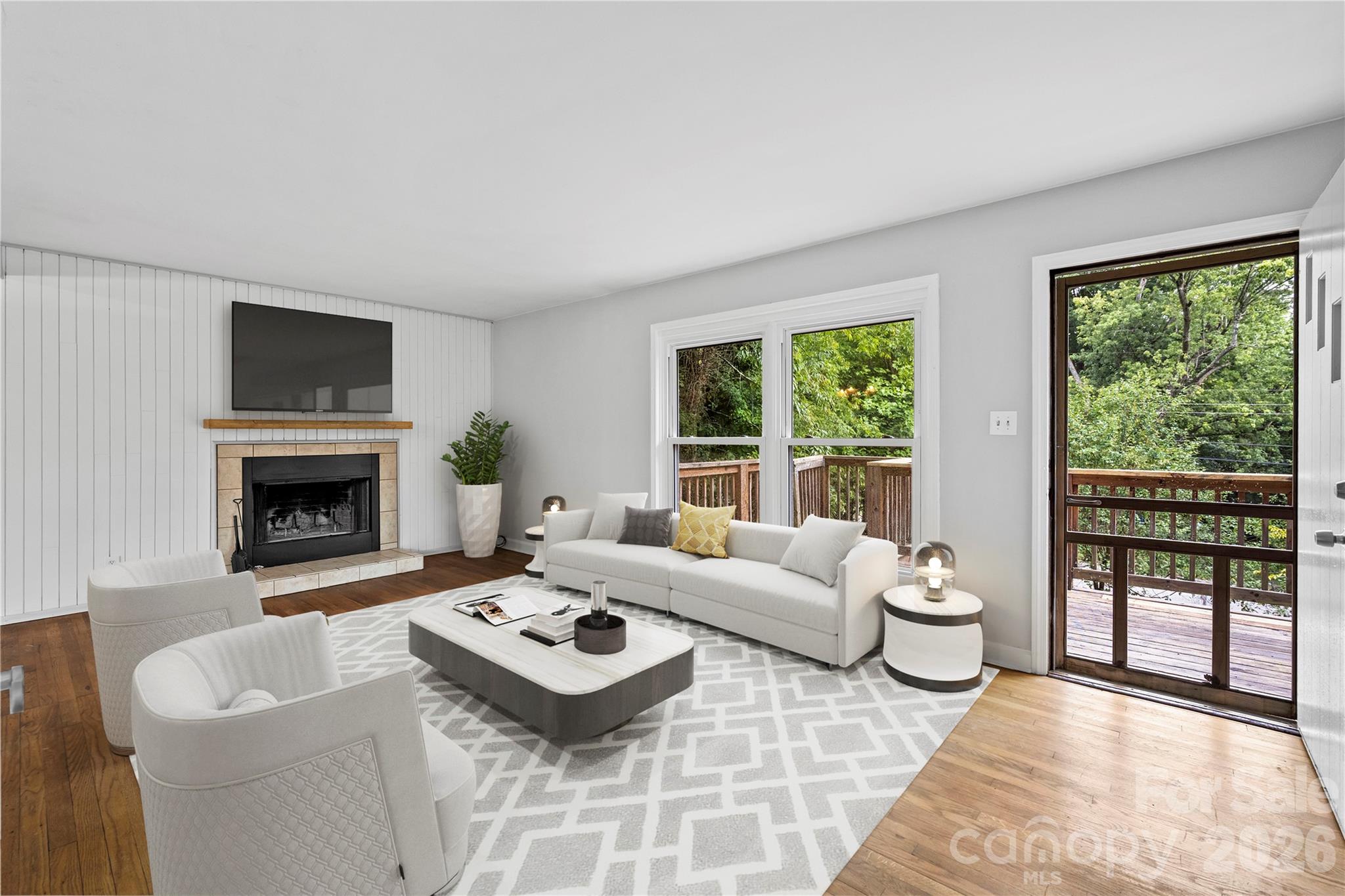 107 Wilshire Drive Property Photo 3