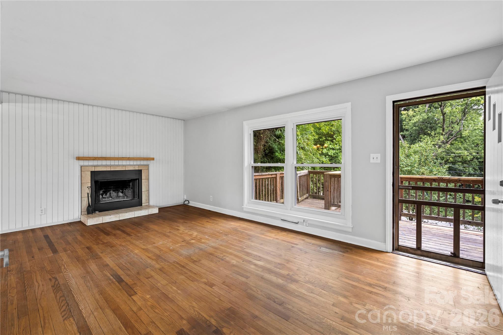 107 Wilshire Drive Property Photo 4