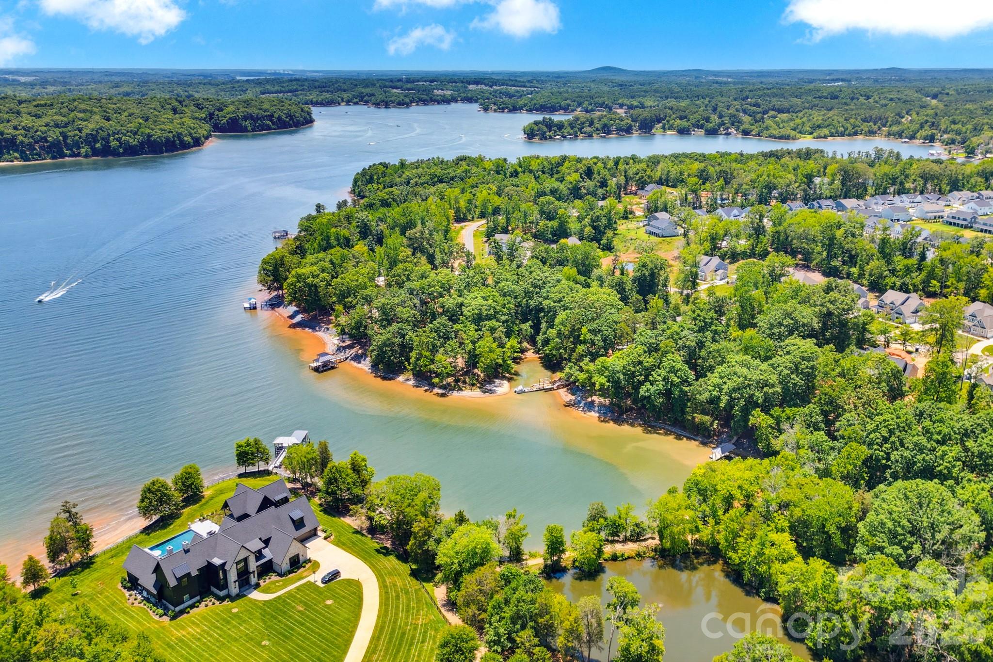 629 Waterton Trail Property Photo 21