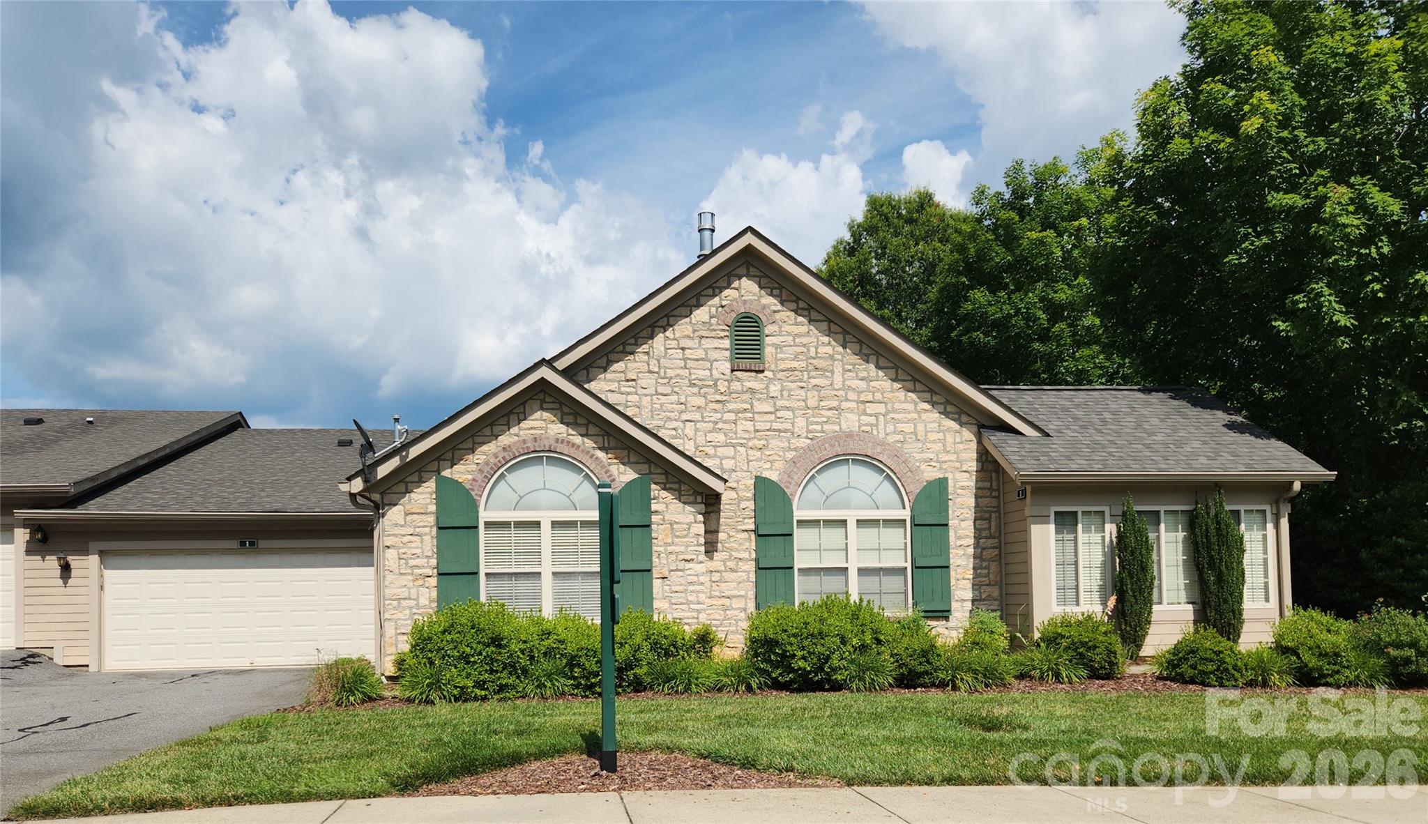 1 Mountain Meadow Circle Property Photo 1