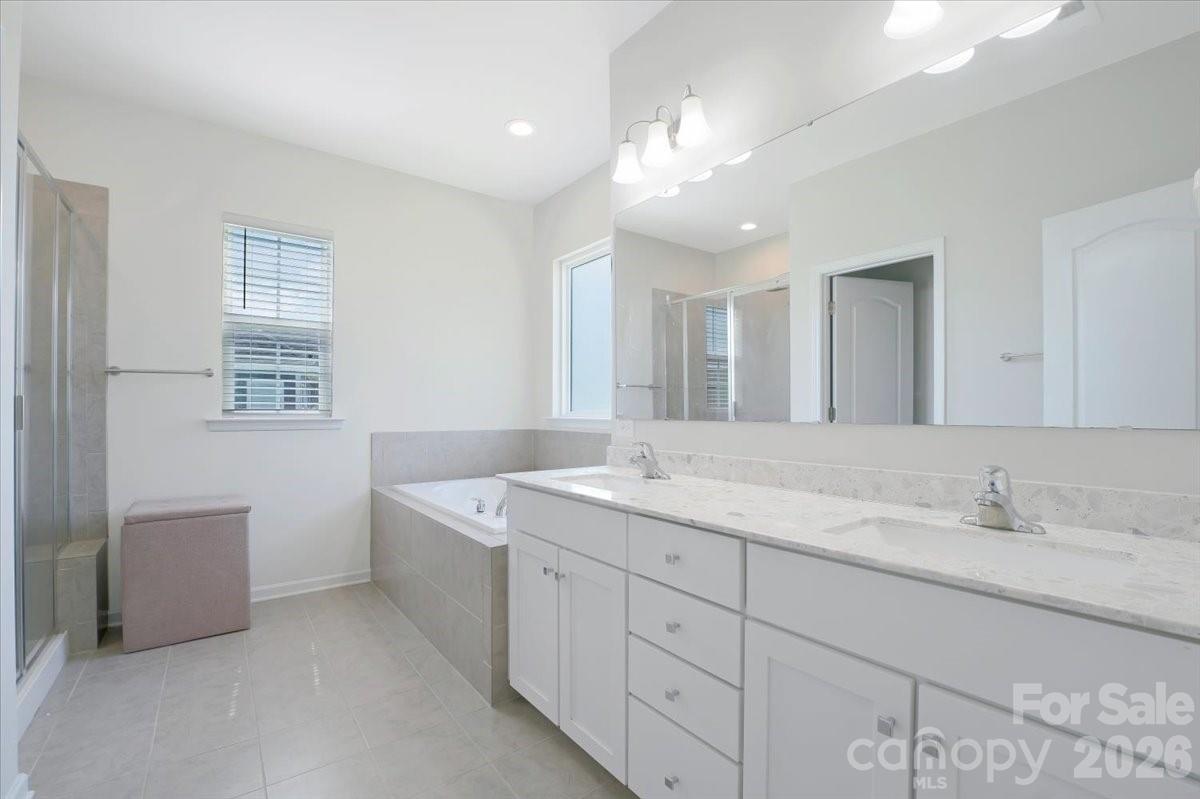 9625 Herringbone Lane Property Photo 37