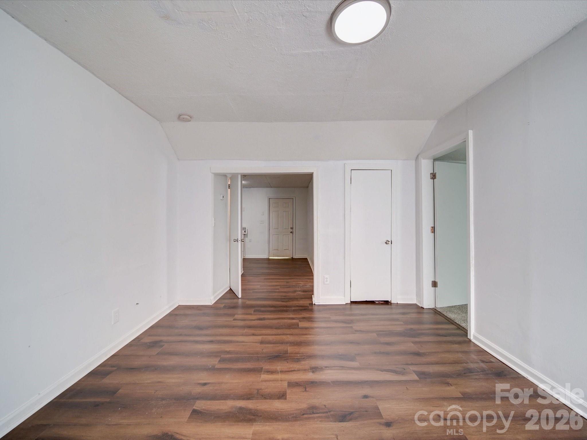 2300 Kennesaw Drive Property Photo 5