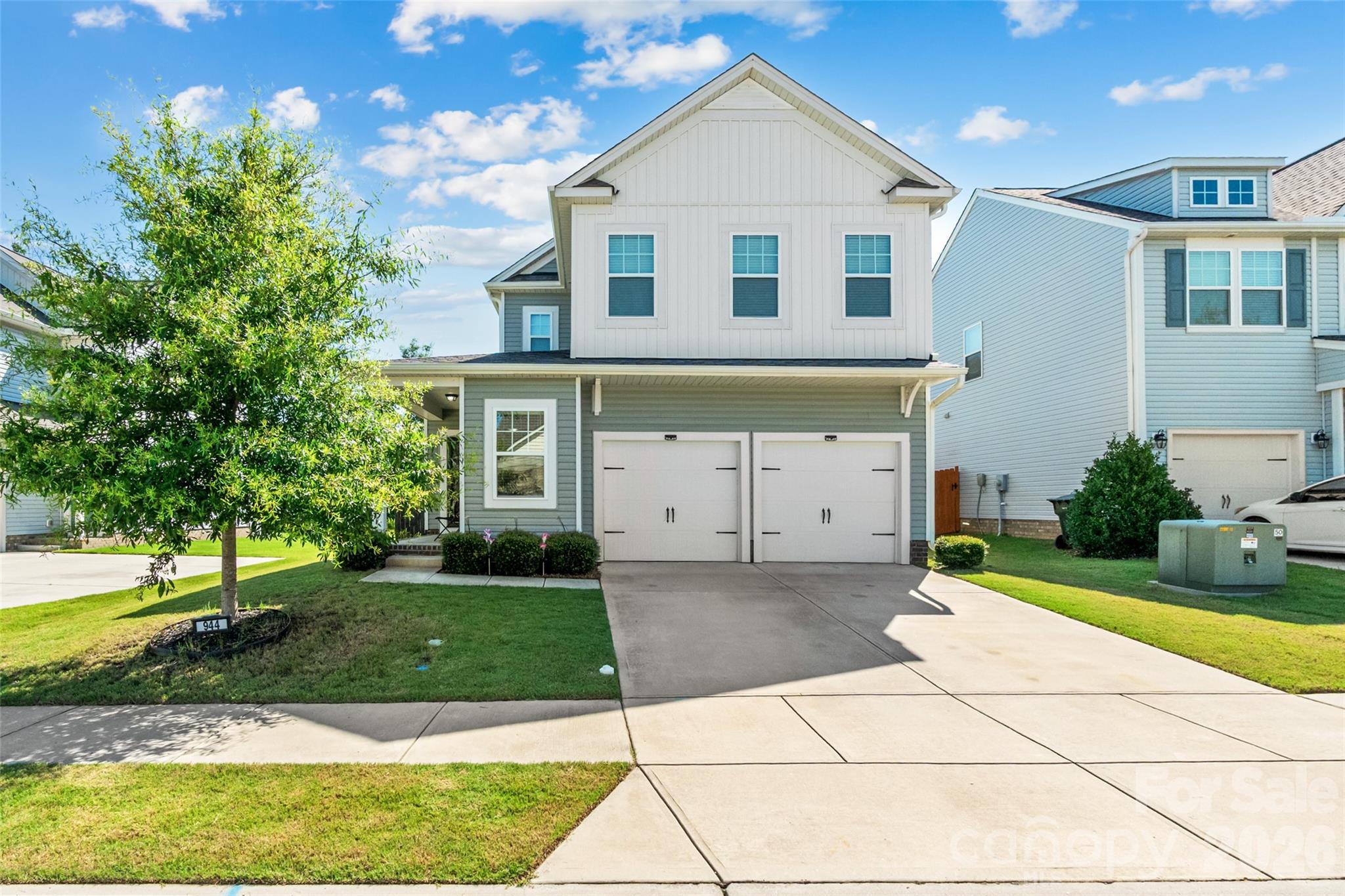 944 Von Buren Boulevard Property Photo 1