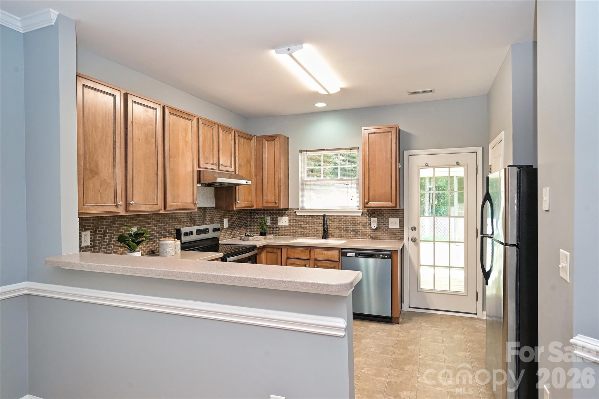 1549 Hammond Drive Property Photo 6