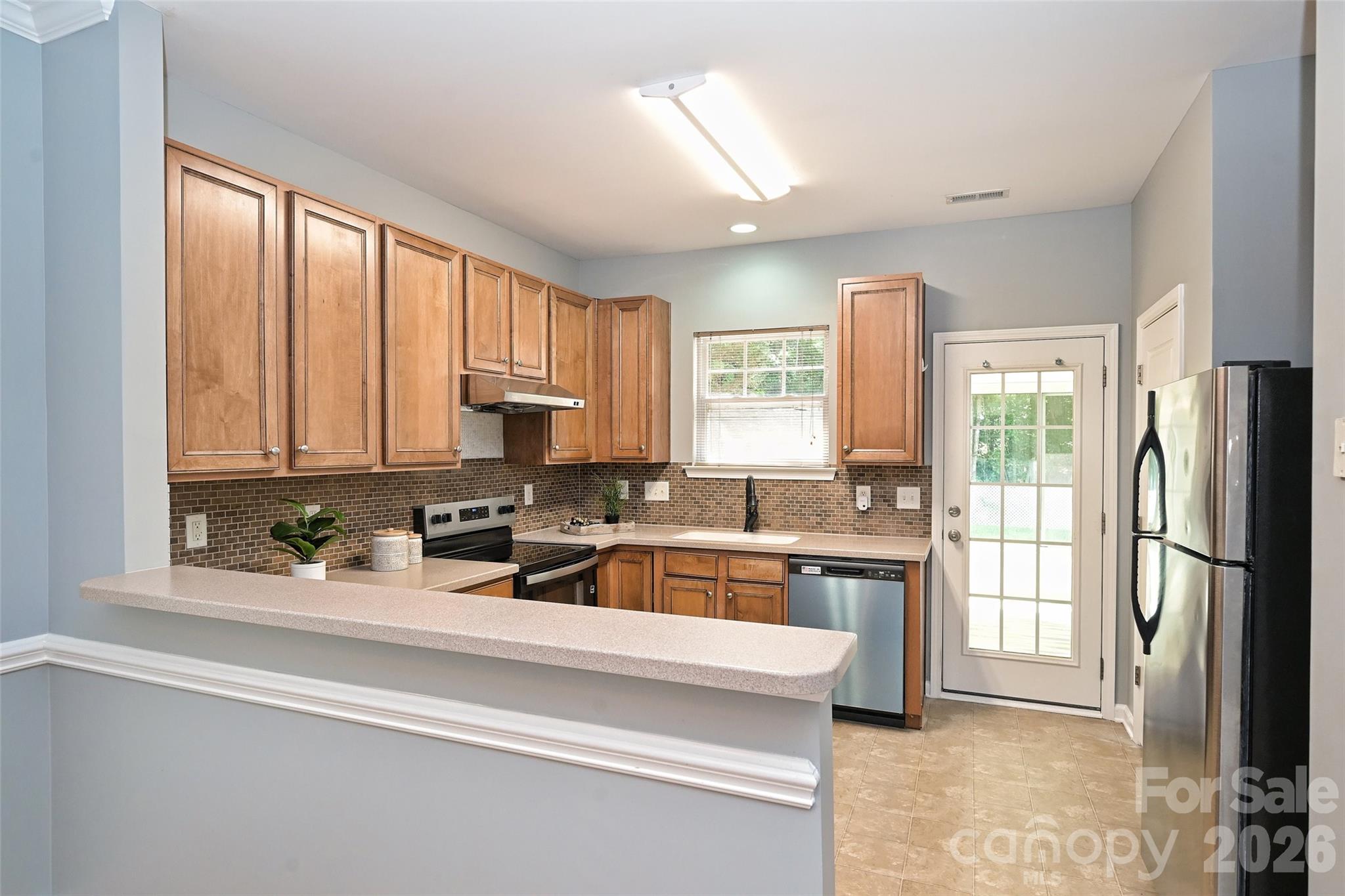 1549 Hammond Drive Property Photo 8