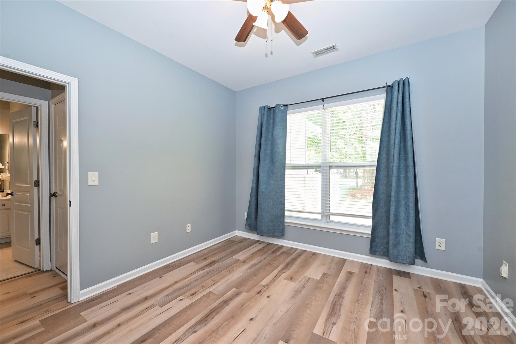 1549 Hammond Drive Property Photo 11