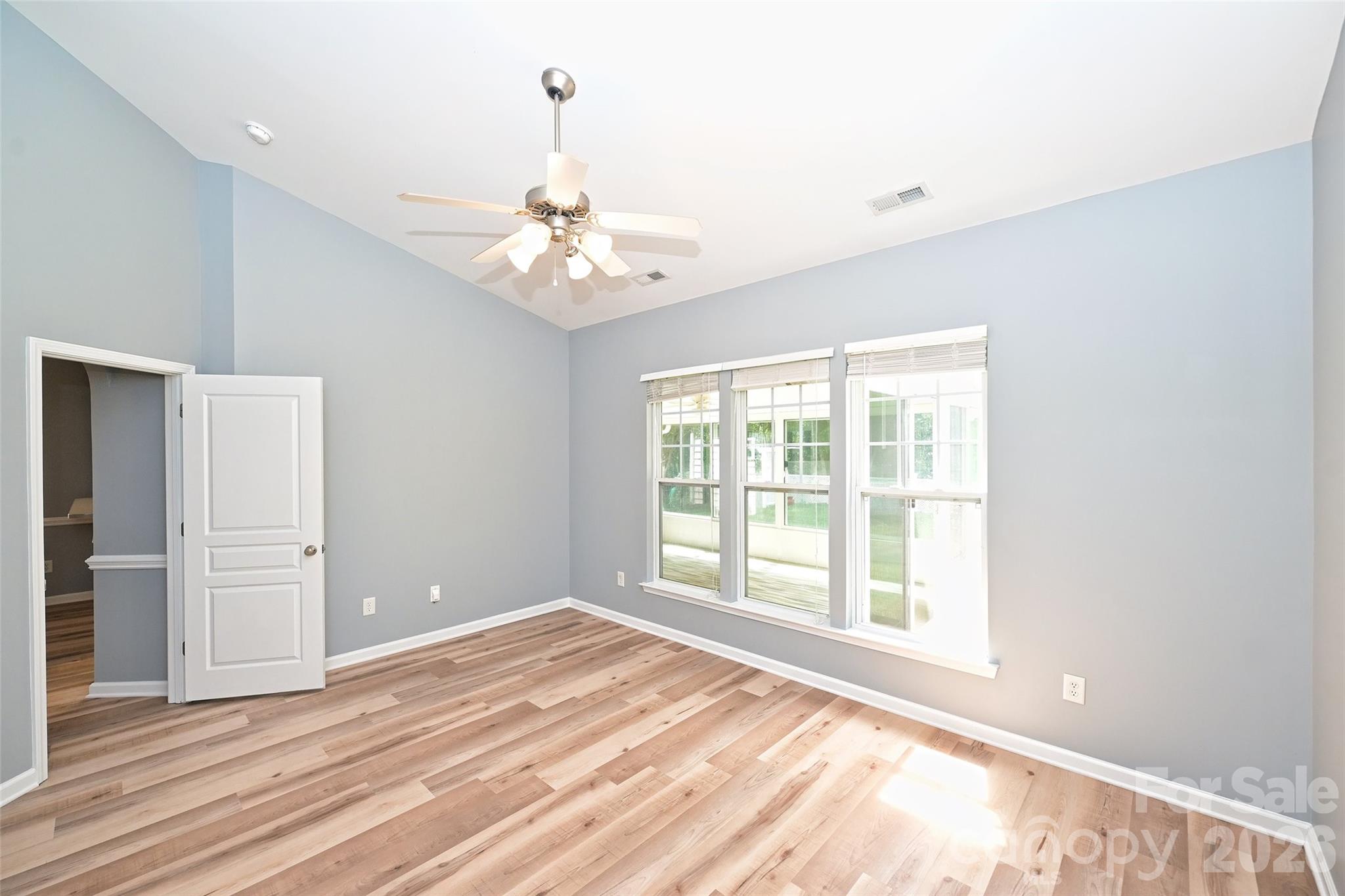 1549 Hammond Drive Property Photo 15