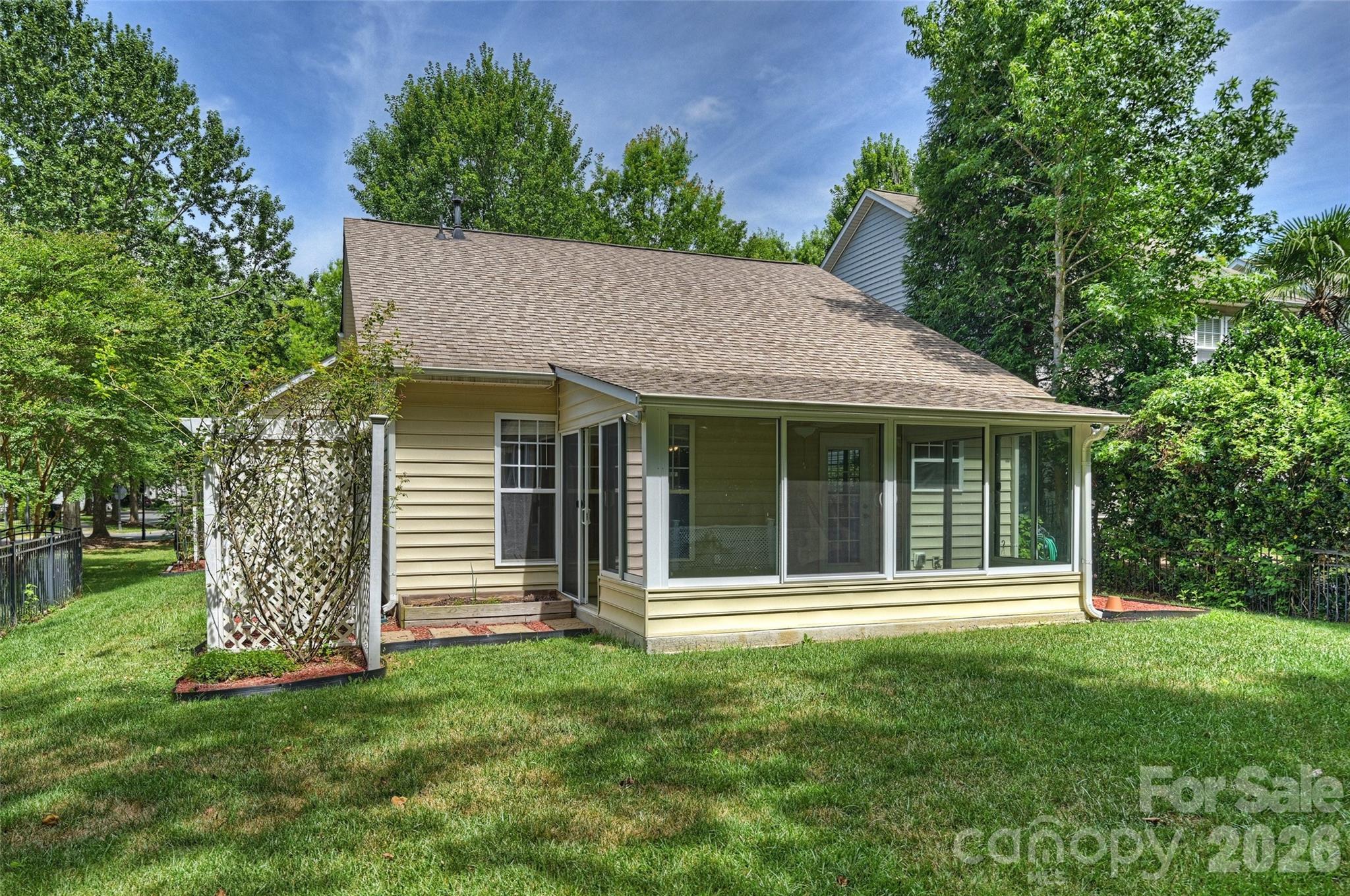 1549 Hammond Drive Property Photo 27