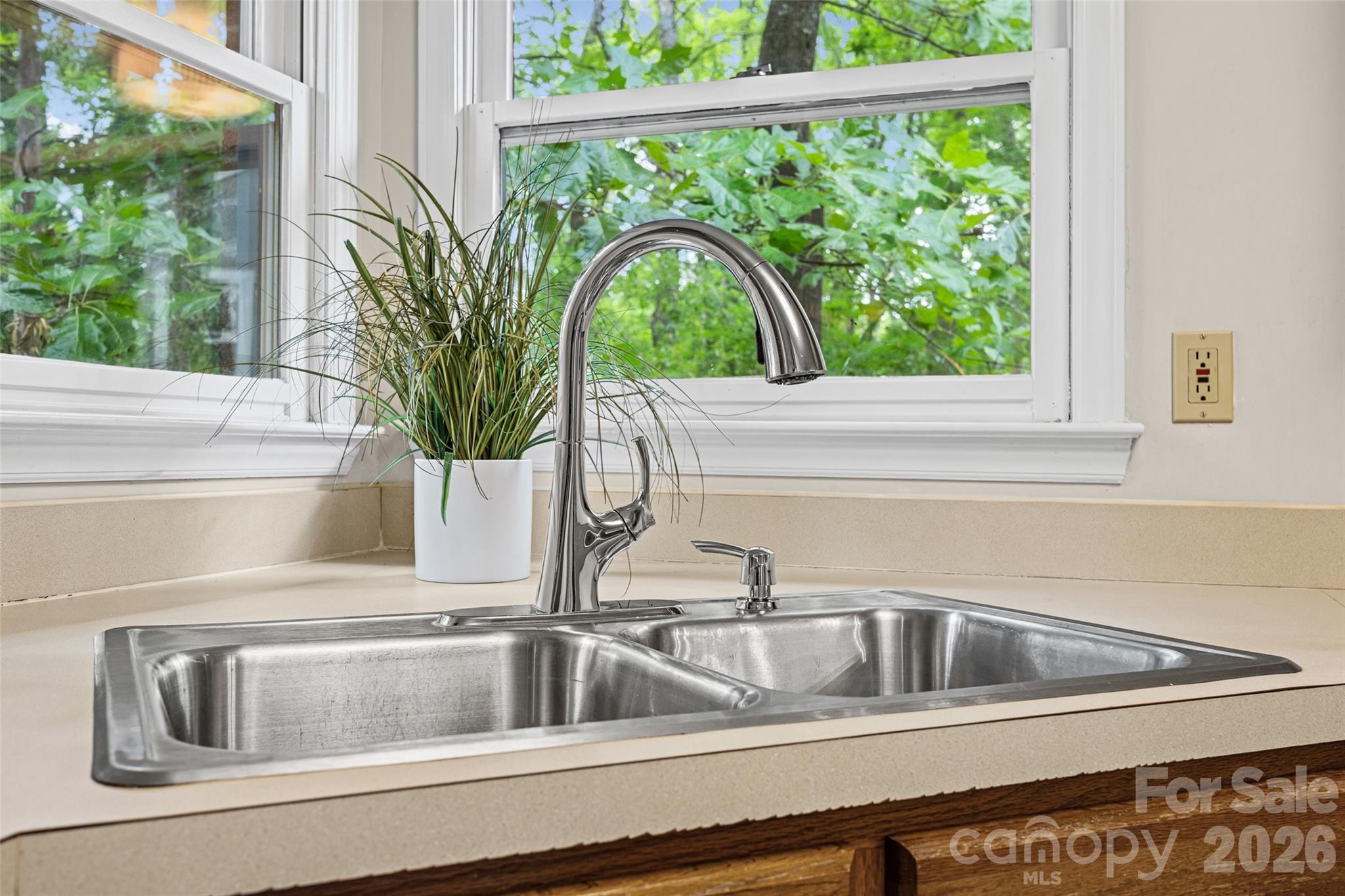 5053 Suwarrow Court Property Photo 10