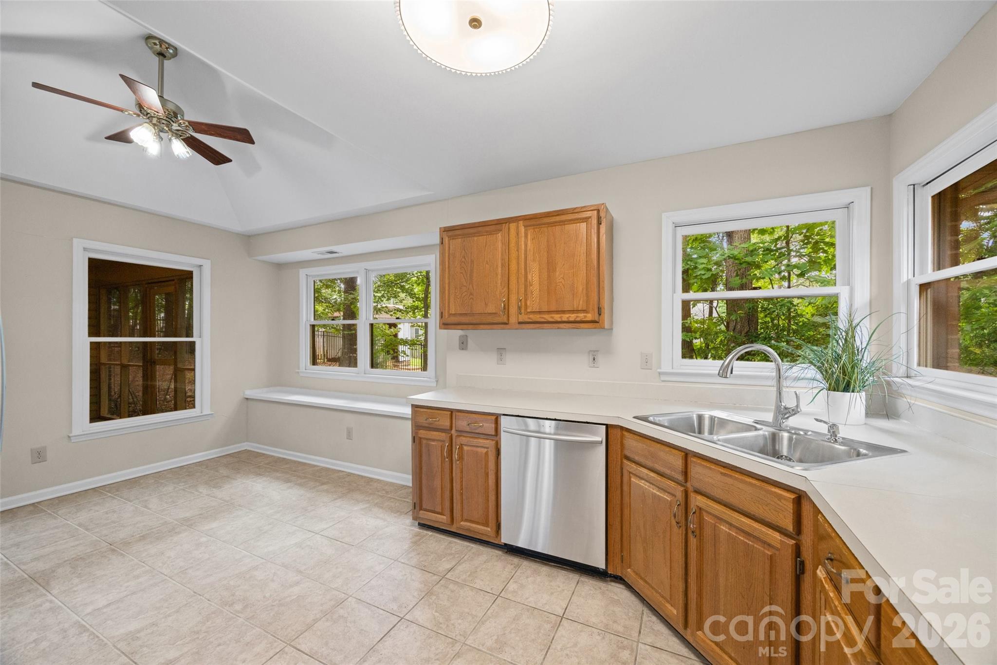 5053 Suwarrow Court Property Photo 12