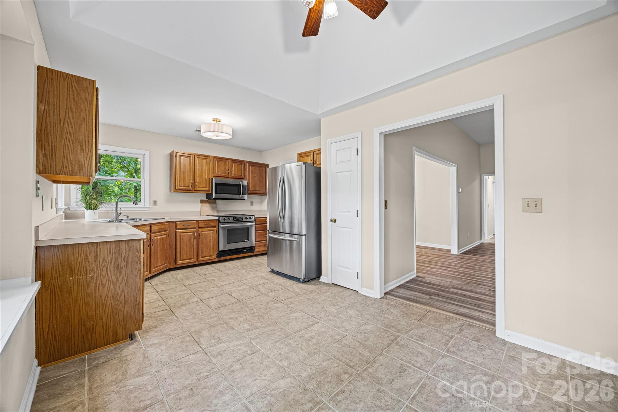5053 Suwarrow Court Property Photo 15