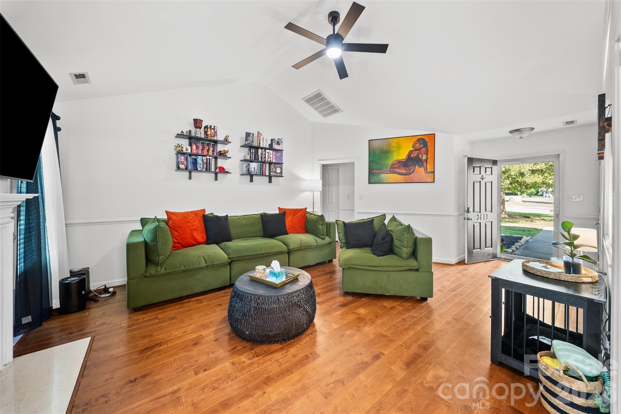 2613 Parkwest Drive 7 Property Photo 4