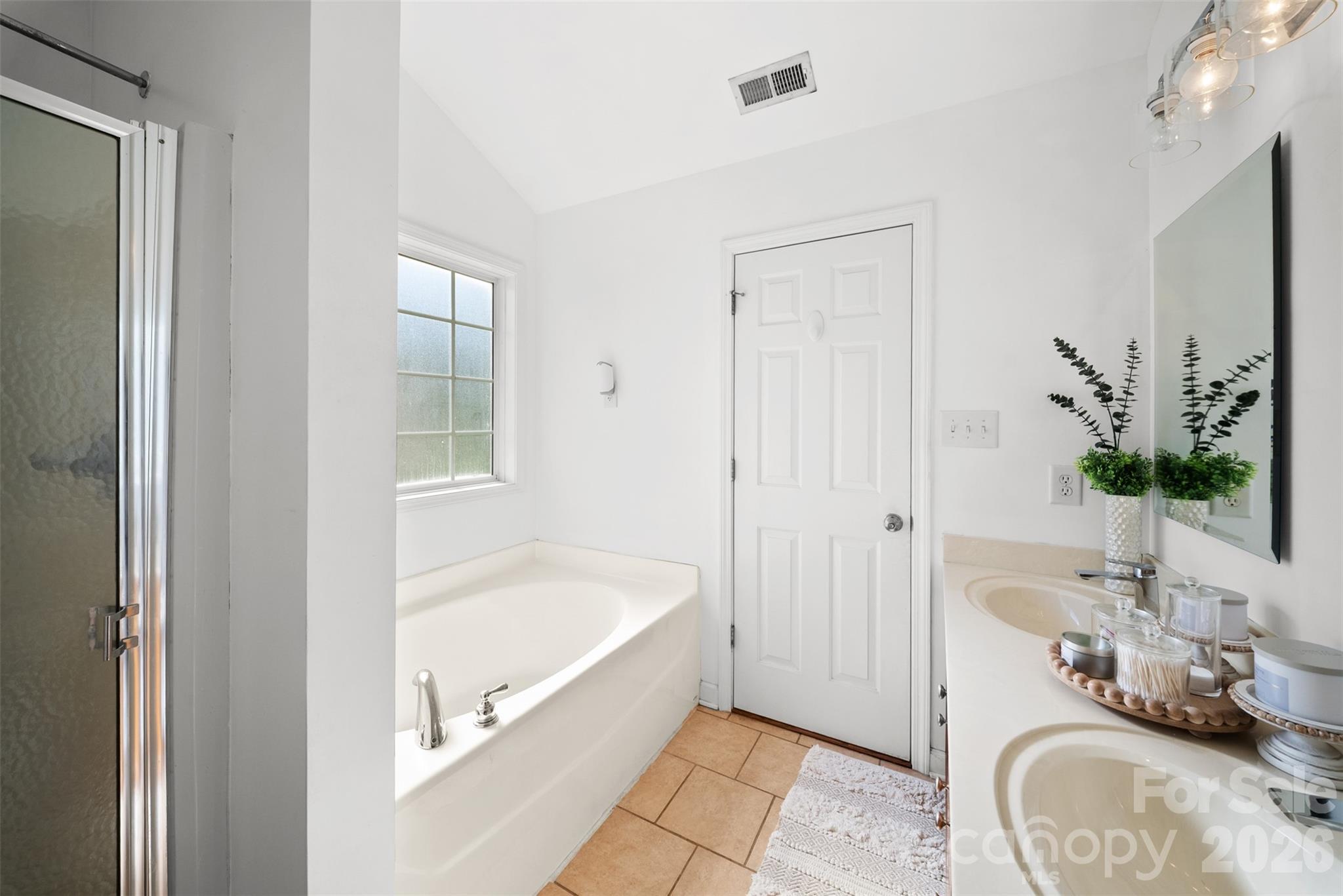2613 Parkwest Drive 7 Property Photo 15
